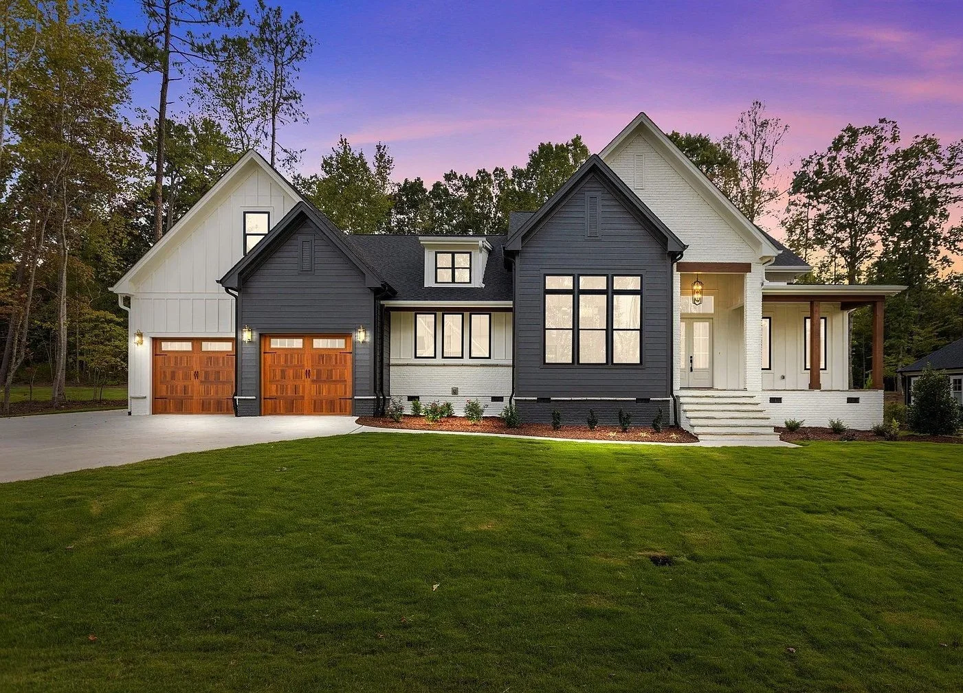 d2dc05a6ecbcdd6f7eb1d74c535e80c8-uncropped_scaled_within_1536_1152 copy.jpg