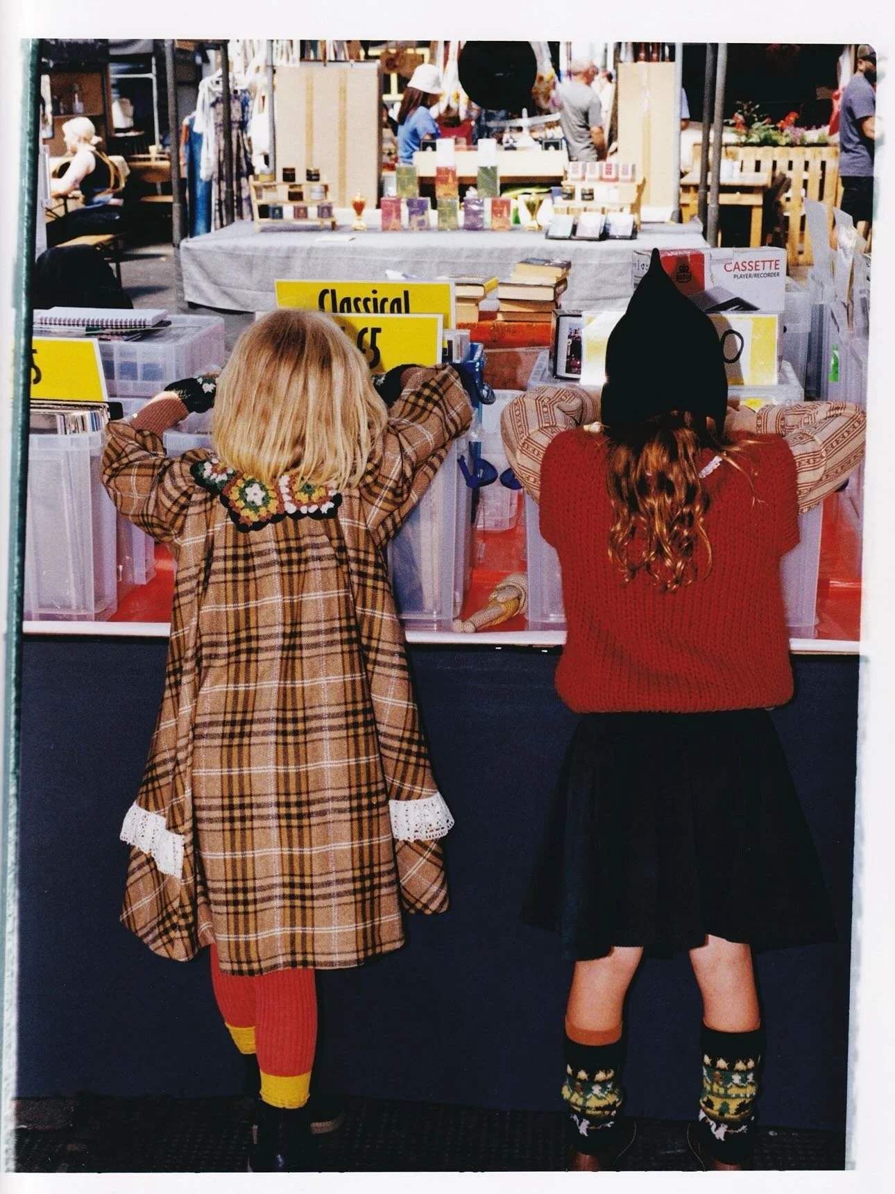 NO NEED TO RUSH THE MAGIC 
A slow fashion story for issue 15 of 
The incredible @scimparello_magazine 
#photo @emmawrightphotography 
#styling @hollymoluluo_stylist 
#models Edie @rayandrobin 
Ivy @bruceandbrown 
#handprints made at @comethroughlab