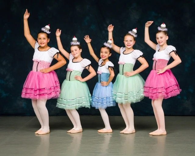 DanceFoundry2022-2200 Medium.jpeg