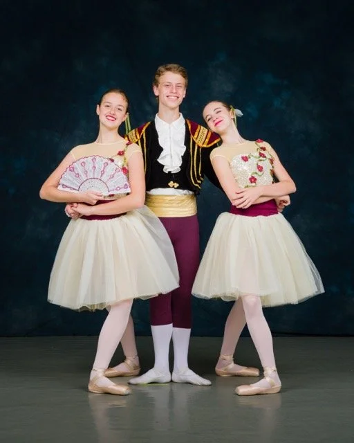 DanceFoundry2022-2089 Medium.jpeg