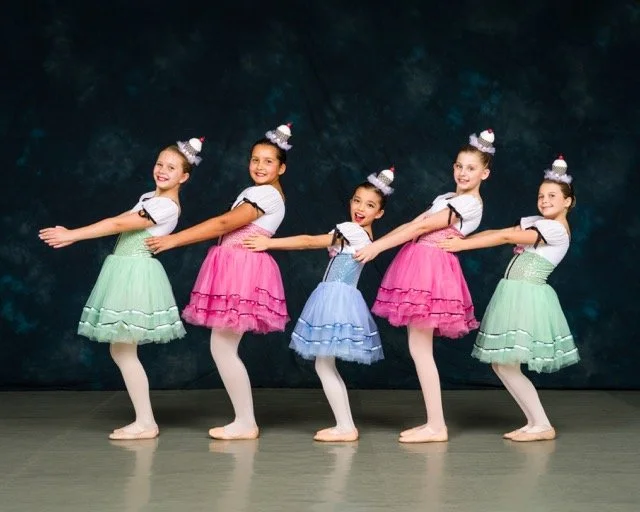 DanceFoundry2022-2210 Medium.jpeg