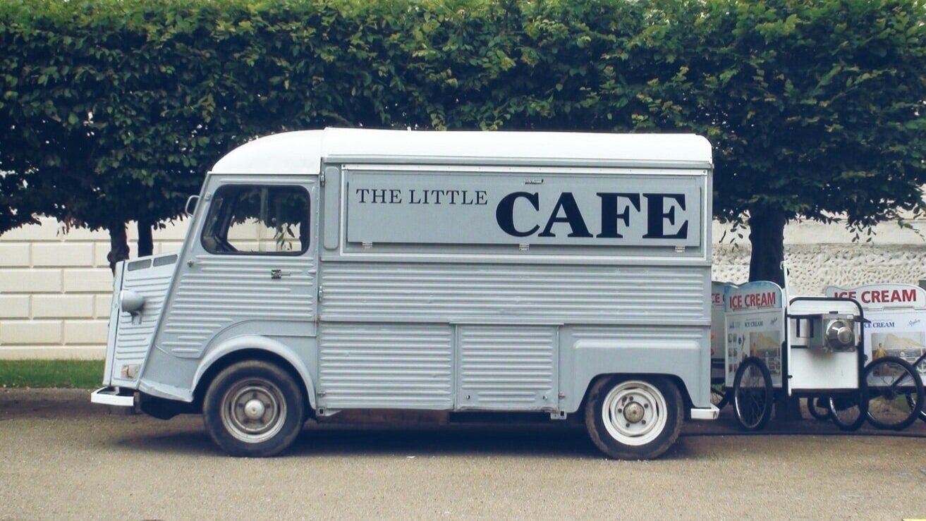 DHHQbqc0RrWVf0uDNe5E_The+Litte+Cafe.jpg