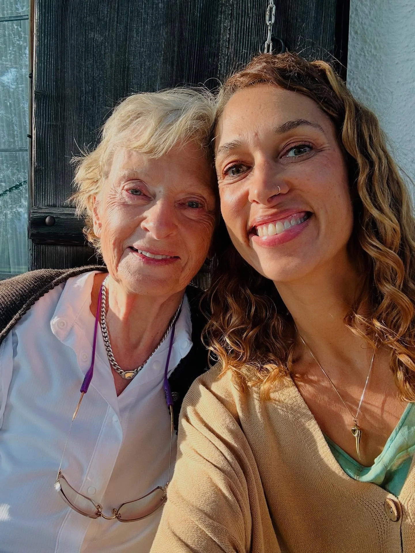 Humanity for the win 🤍
.
Craziest thing happened tonight&hellip;. Mom &amp; I are having the loveliest dinner, sharing a bottle of Ros&eacute; under hundred year old trees in a restaurant she grew up going to with her parents. We pay the check, take