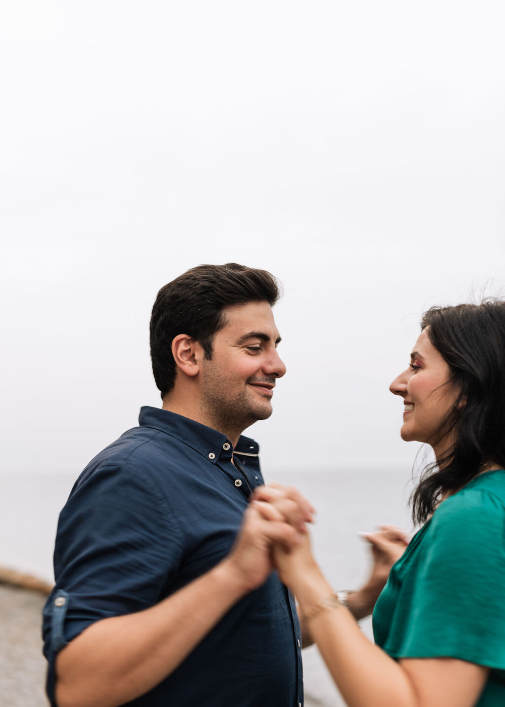 MariaHardmanPhotography-LakesideCoupleSession-LakePendOrielle-113.jpg