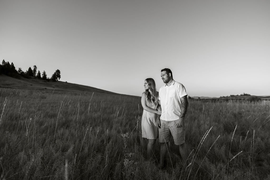 Couple session in North Idaho meadow | Maria Hardman Photography-89.jpg