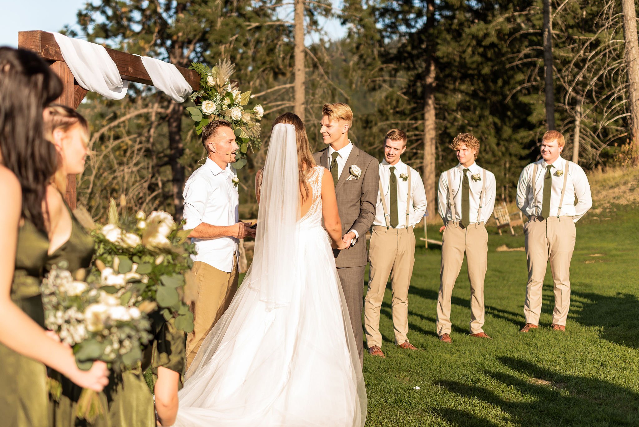 Timeless-Fall-Idaho-Wedding-283.jpg