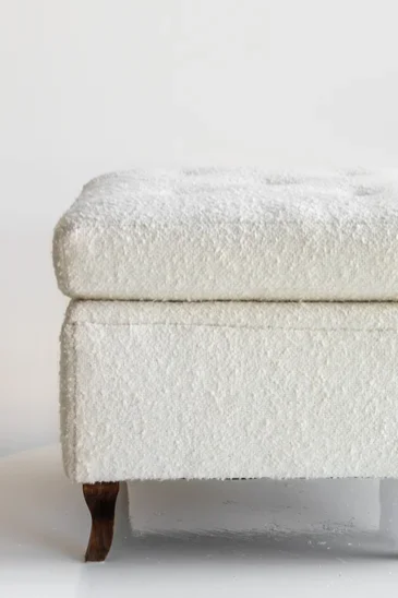 SQUARE BOUCLE OTTOMAN