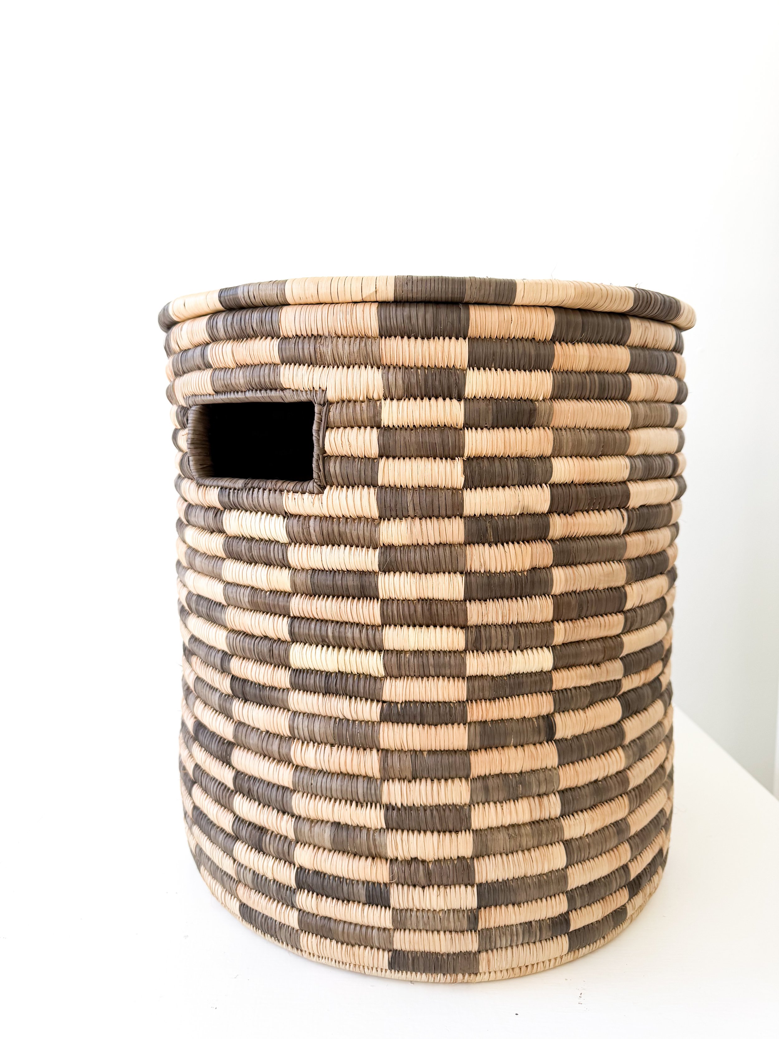 AFRICAN WOVEN BASKET WITH LID