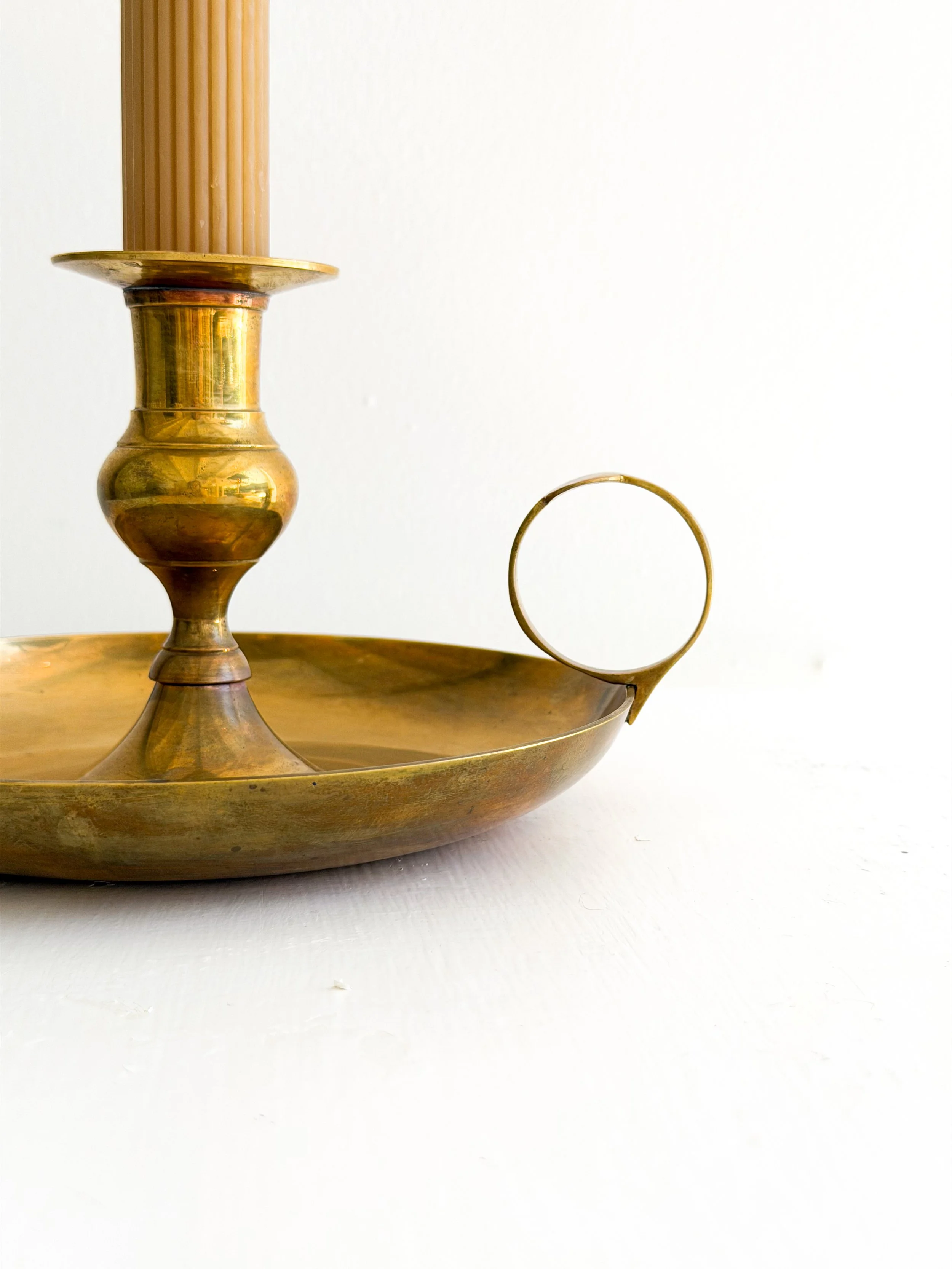 VINTAGE BRASS CHAMBERSTICK