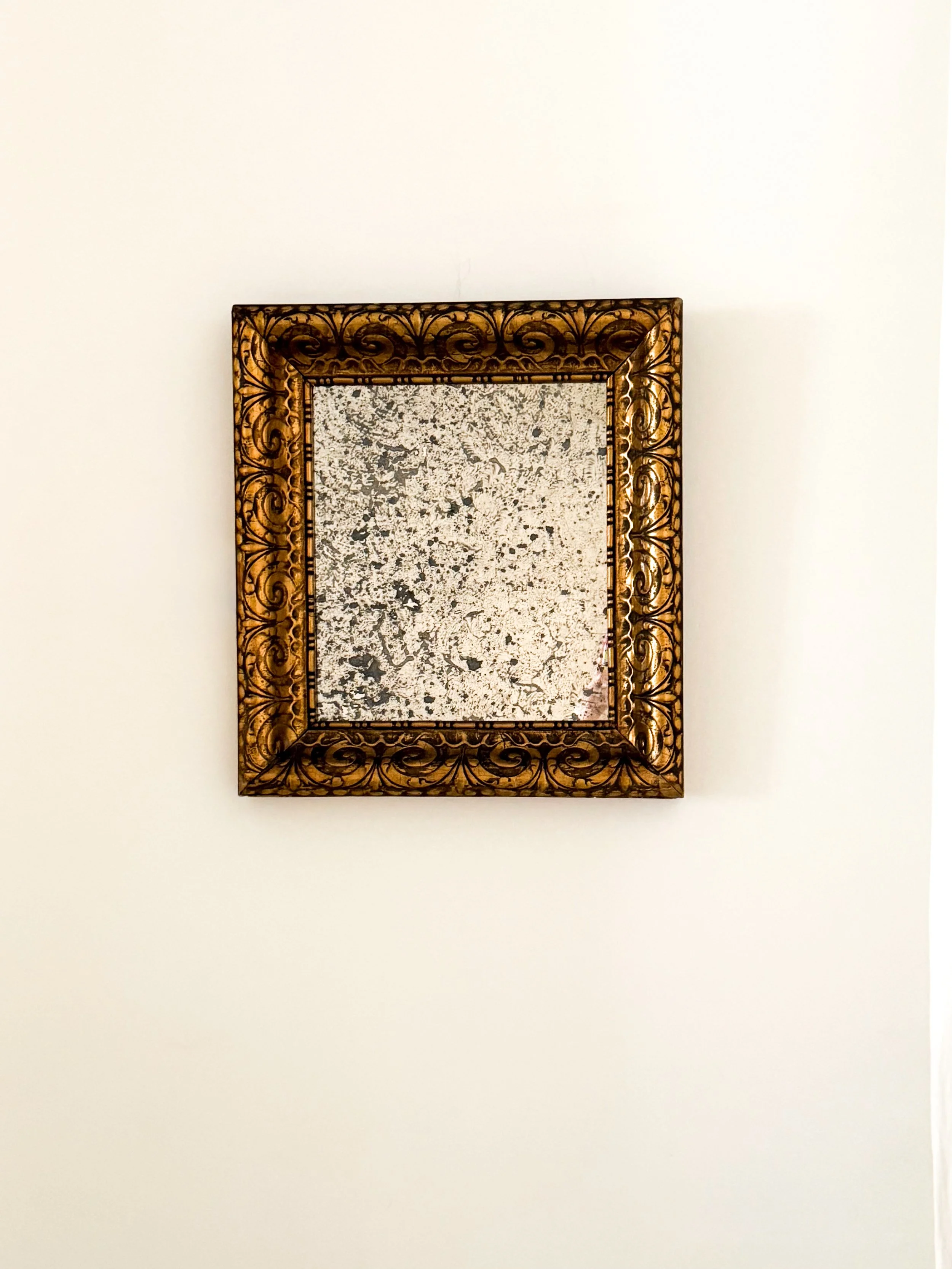 SMALL ANTIQUED MIRROR