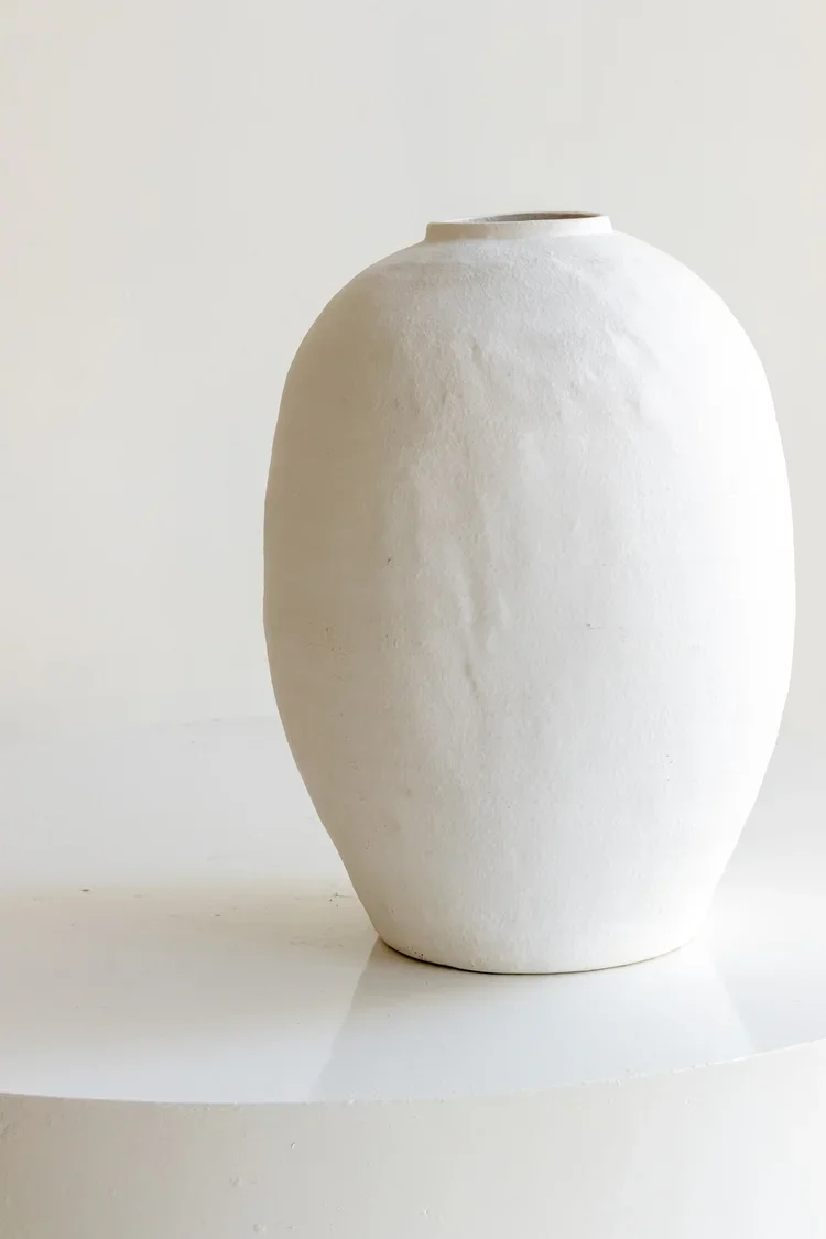 WHITE POTTERY VASE