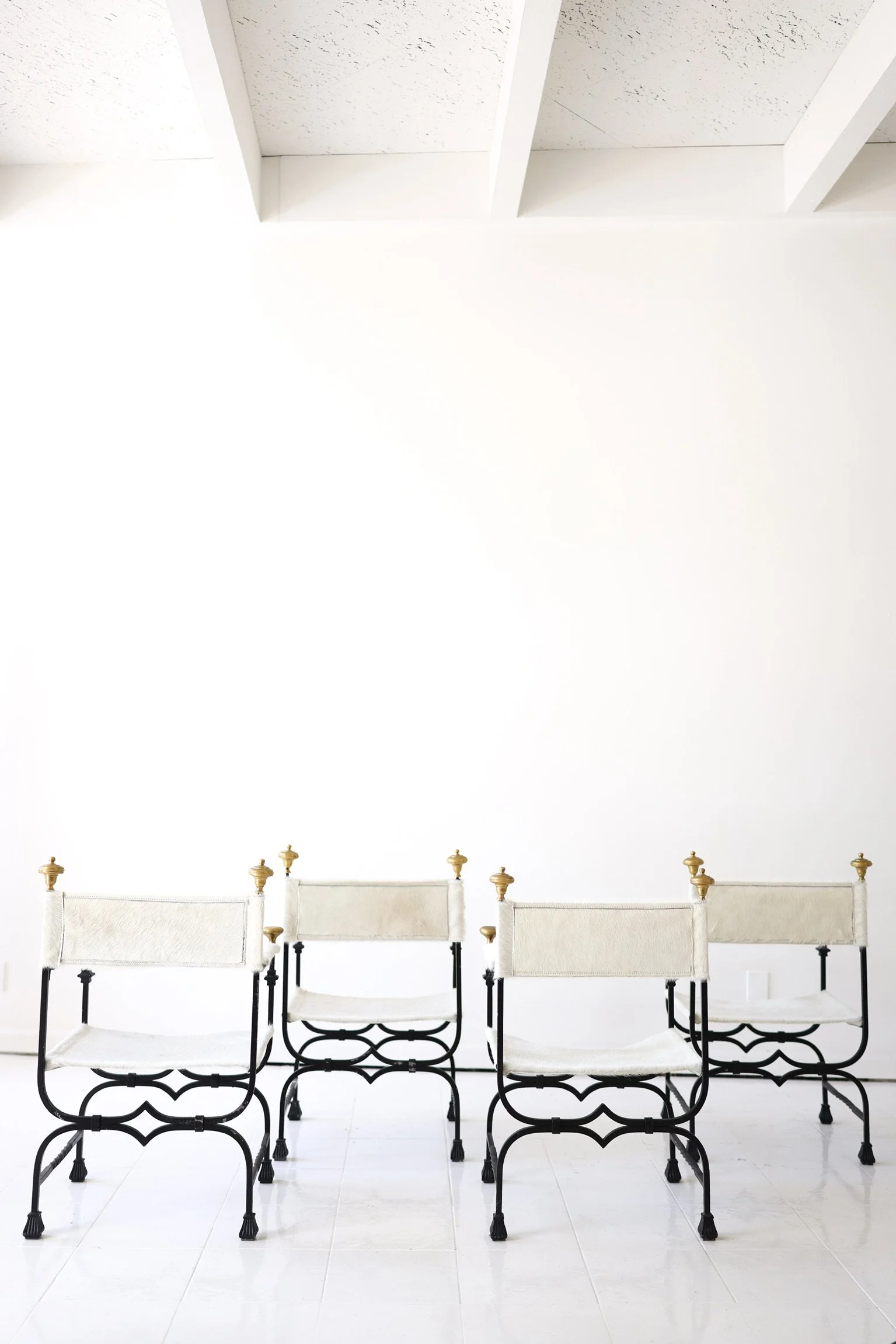 SET OF FOUR MID CENTURY SAVONAROLA CHAIRS