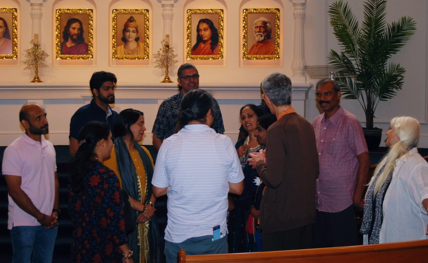 0526 VISITORS 06.jpg