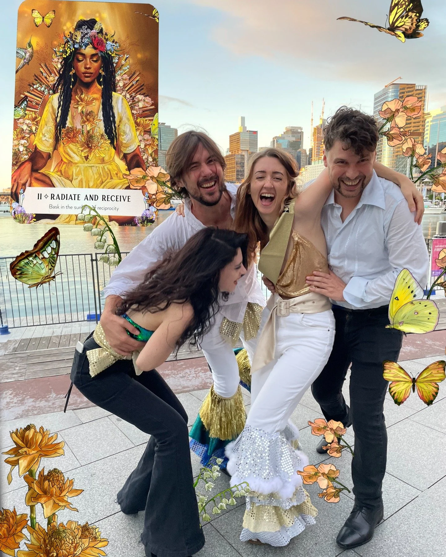 🌞 Card of the week 🌻 Radiate and Receive - FRIENDSHIP ORACLE

It took me till my mid 20s to really figure out my most authentic self, and how to radiate that outwards. I remember feeling bitter while running with friendship circles that didn't feel