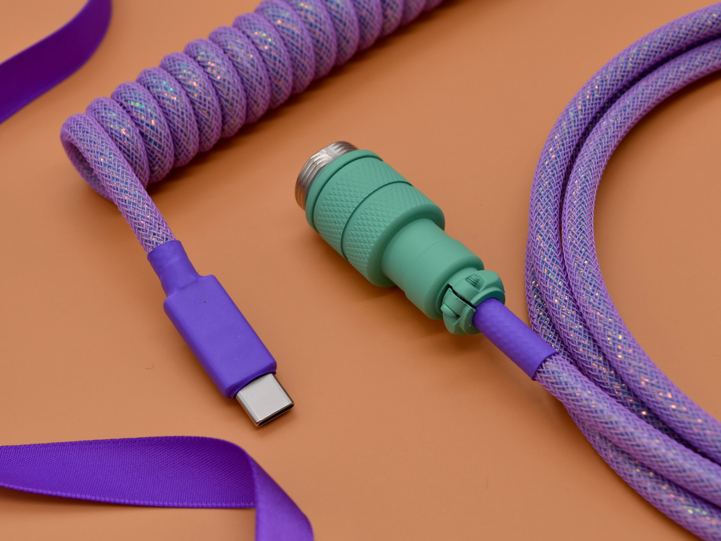 usb-c to usb-a / mint aviator connector