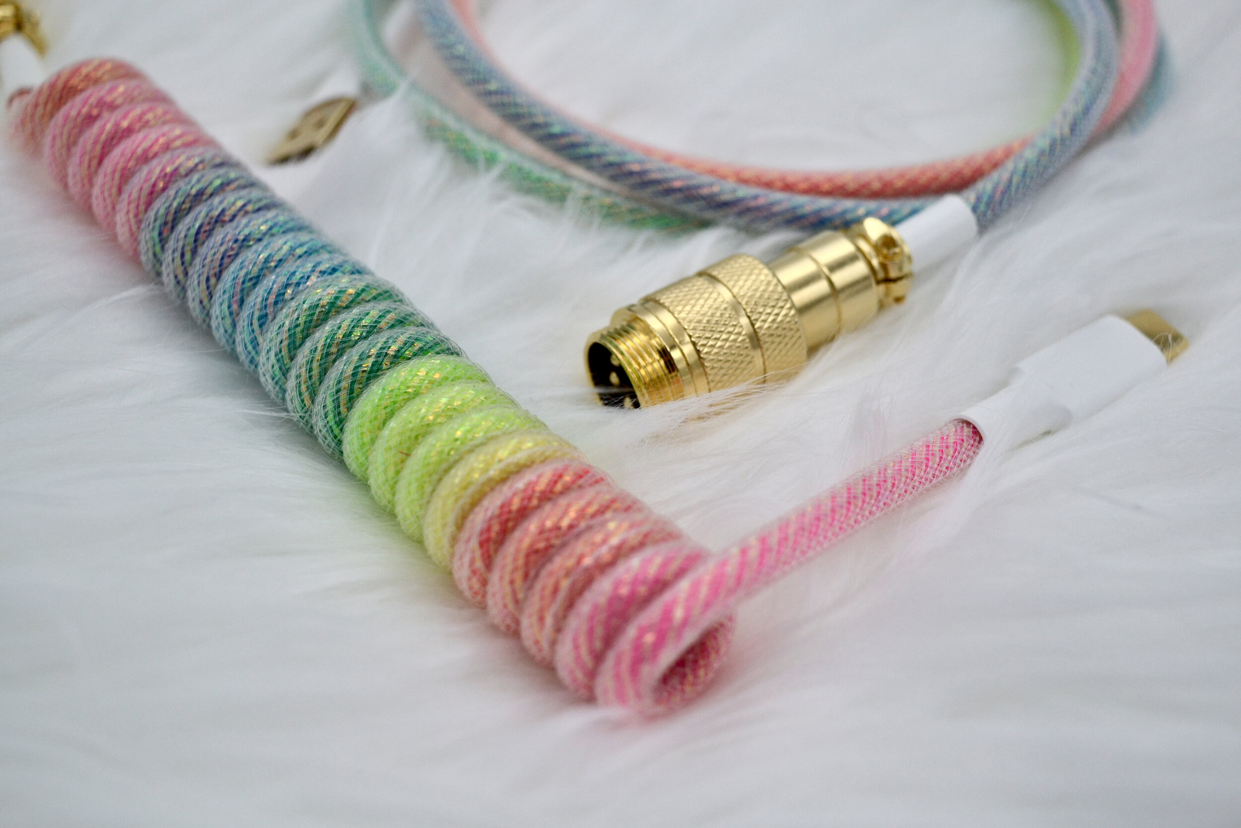 gold usb-c to usb-a / gold aviator connector