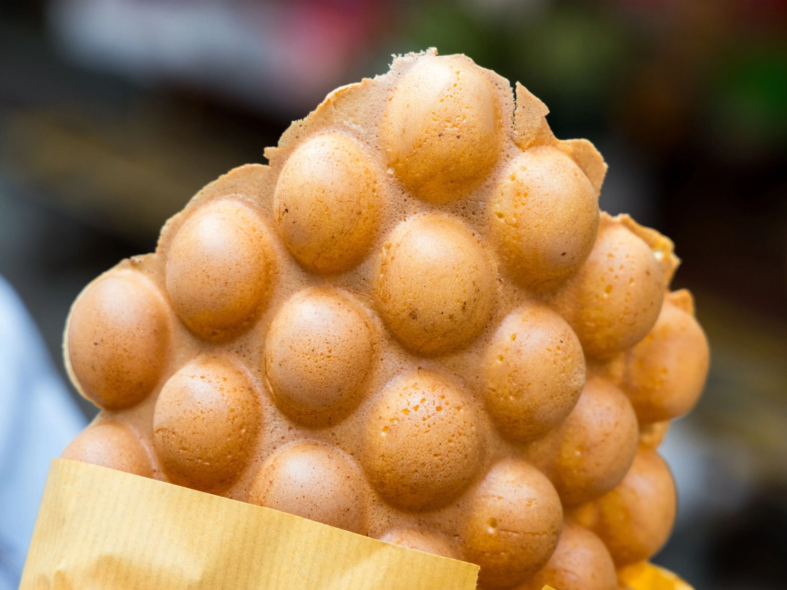 Enjoy the iconic Hong Kong-style egg waffle!