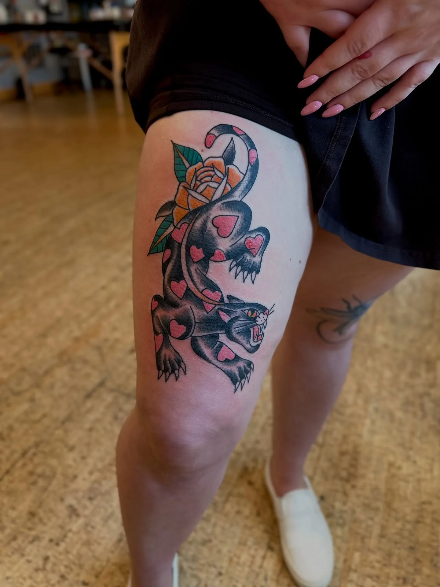 Crawling heart panther and rose by @teddybtattoos 

To schedule appointments with teddy go over to his page and send him a DM or email

Thanks for looking!