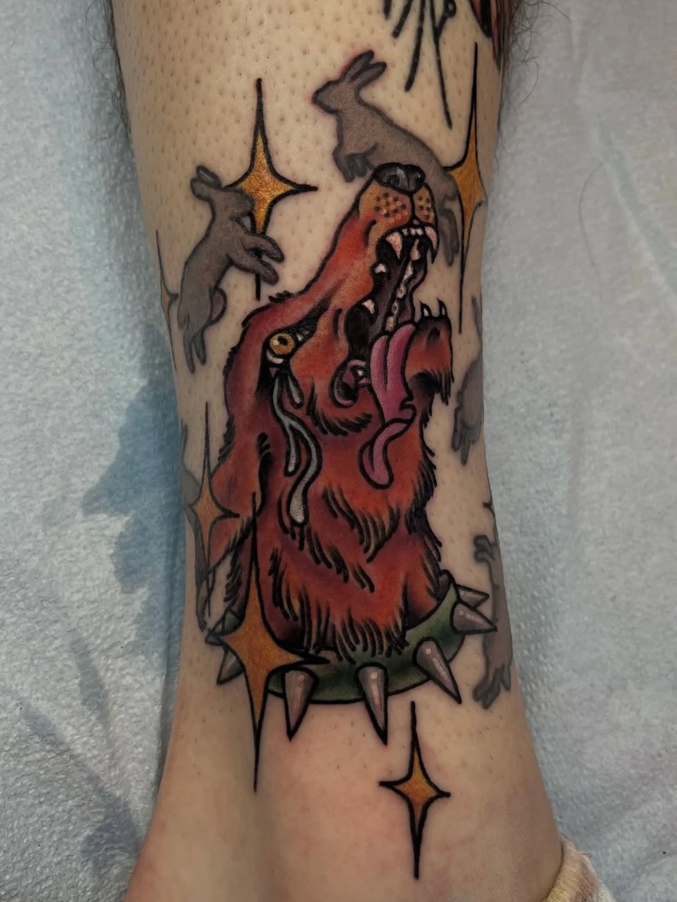 Hound dog tattoo done by @kimberteatro 

Kimber has been working on a pretty cool project with her client where he gives her a song and she makes a tattoo based off it. Go check out her page and see if you can spot some of the others, also feel free 