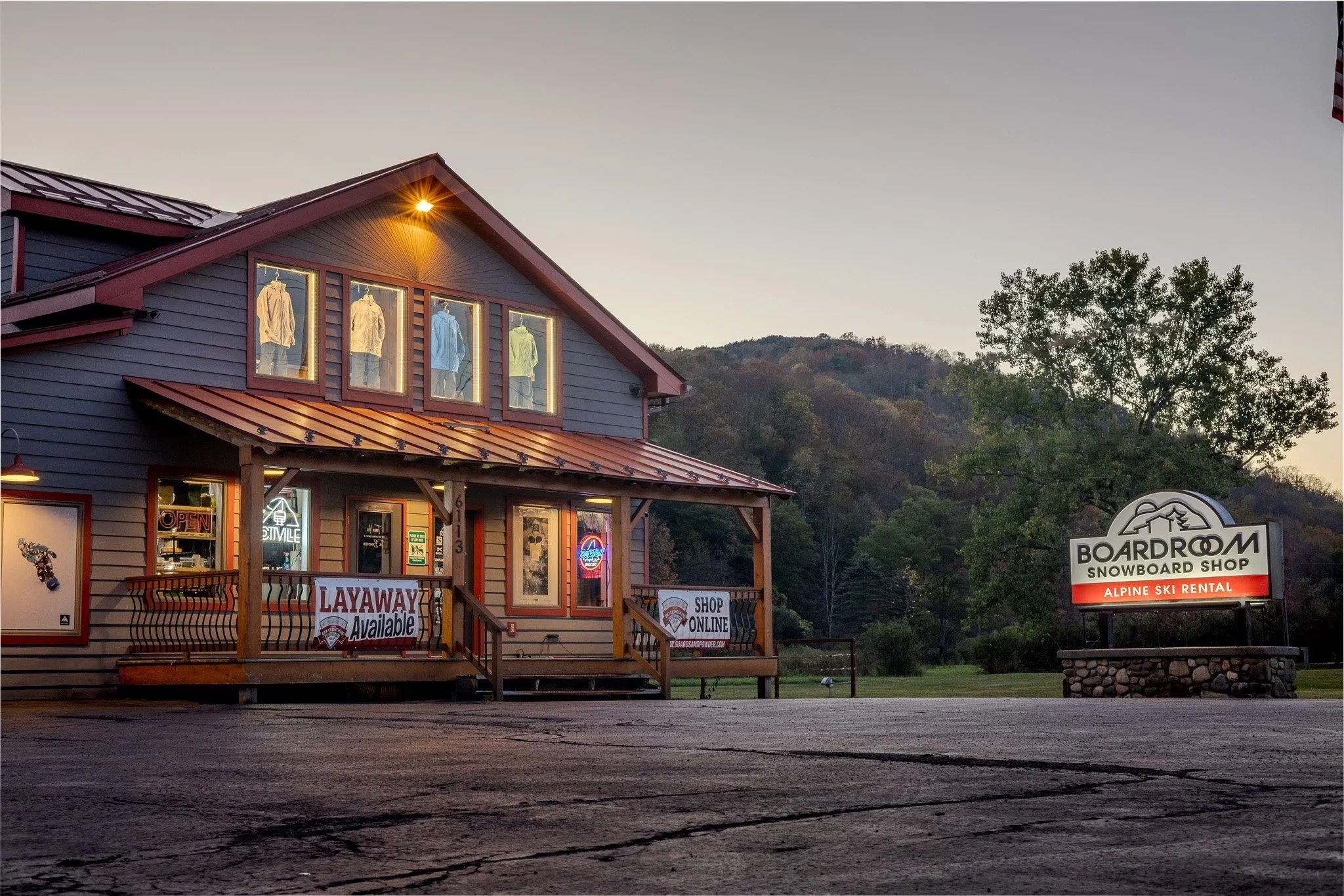 The Boardroom Snowboard Shop: 40 Years of Stoke, Community &amp; Winter Gear in Ellicottville