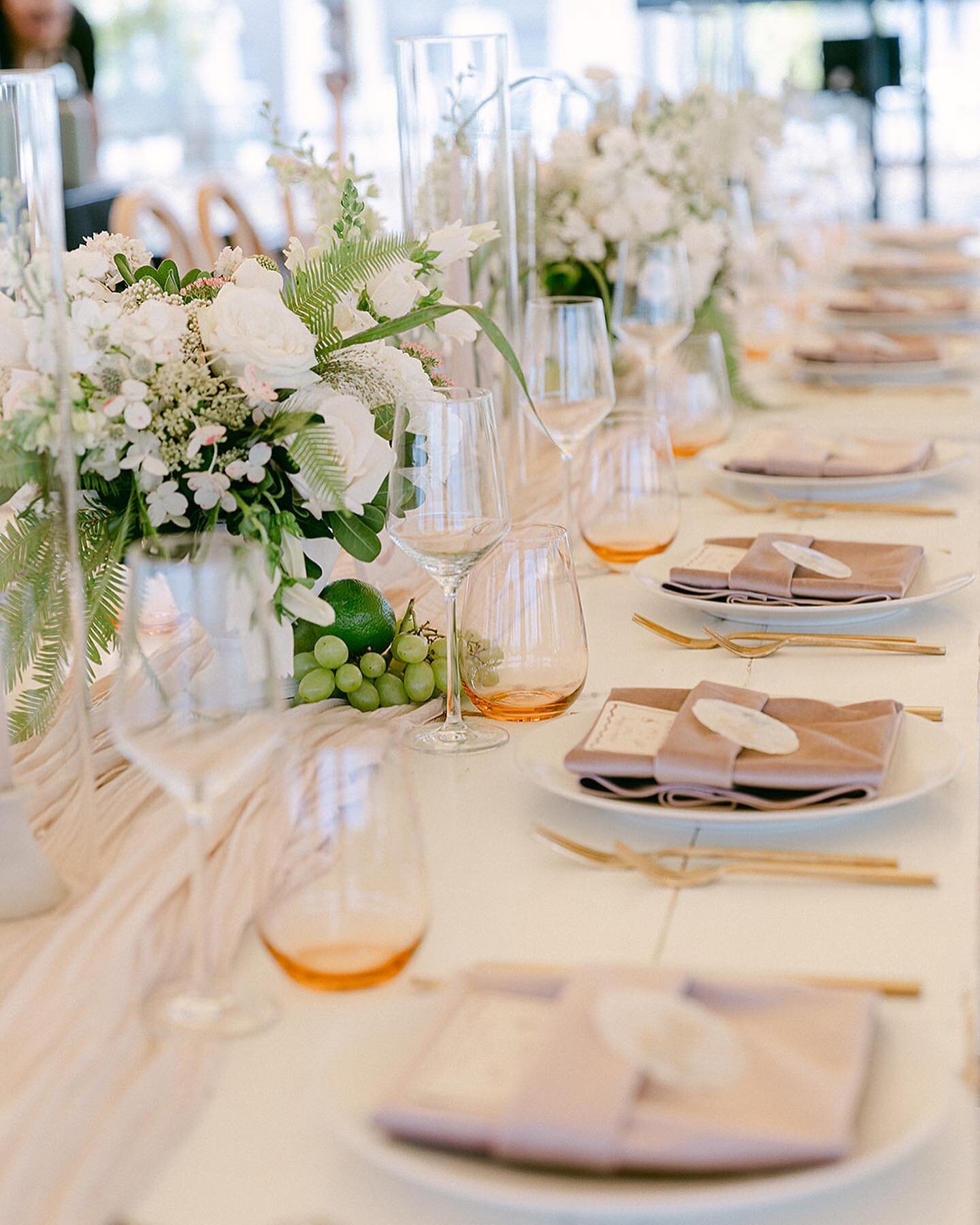 The softest palette &amp; the sweetest details for C &amp; T.
@natalyadesenaphoto 
@minkaflowers 
@sperry_tents_seacoast 
@viewpoint.events 
@christineotey