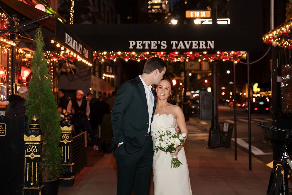 Petes_Tavern_Wedding_Erin_Davies_Consultancy.jpg