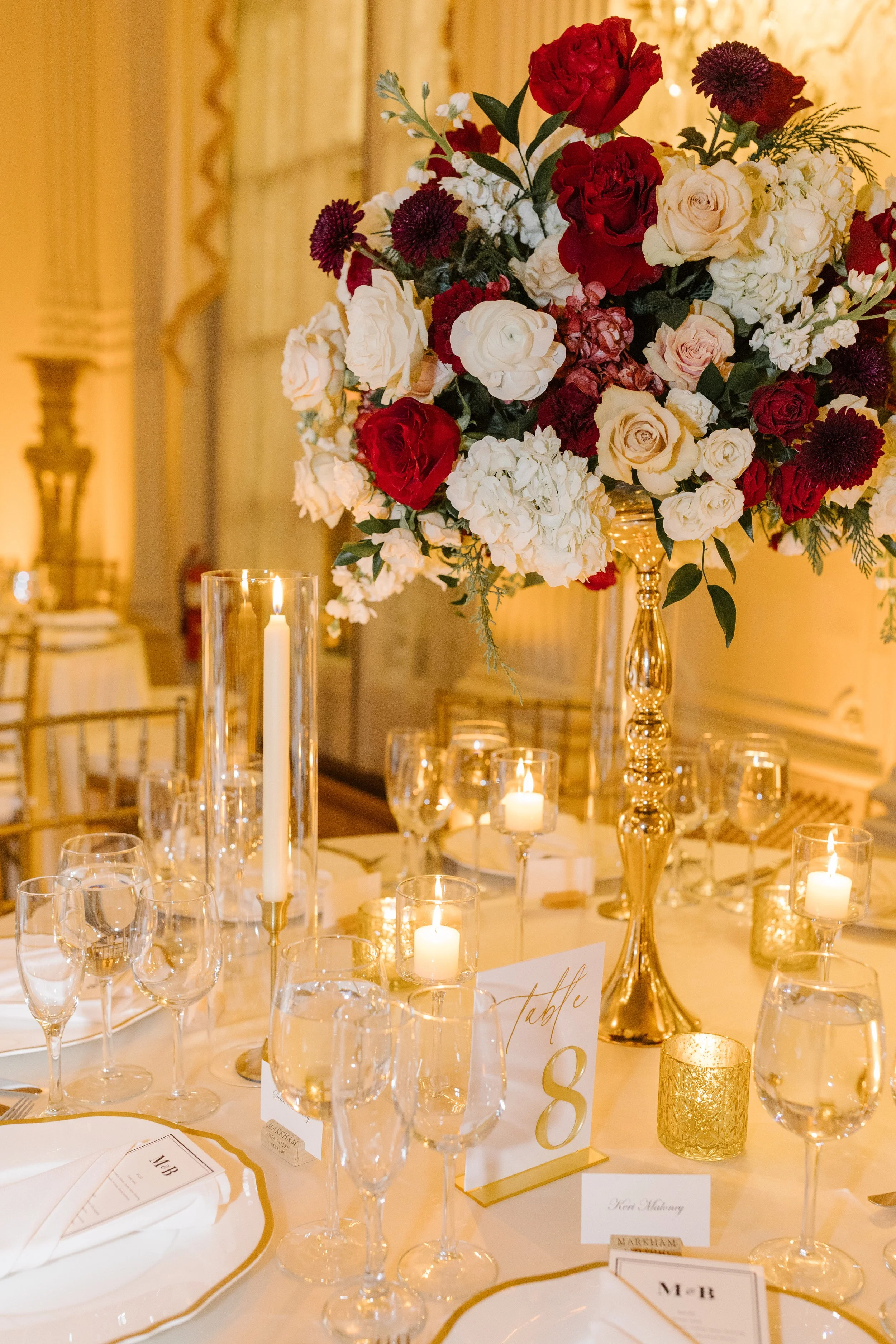 Rosecliff_Mansion_Newport_Wedding_RedFlowers.jpg