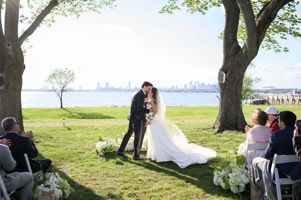 Cathleen_Stone_Island__Wedding_Ceremony_ErinDaviesConsultancy3.jpg