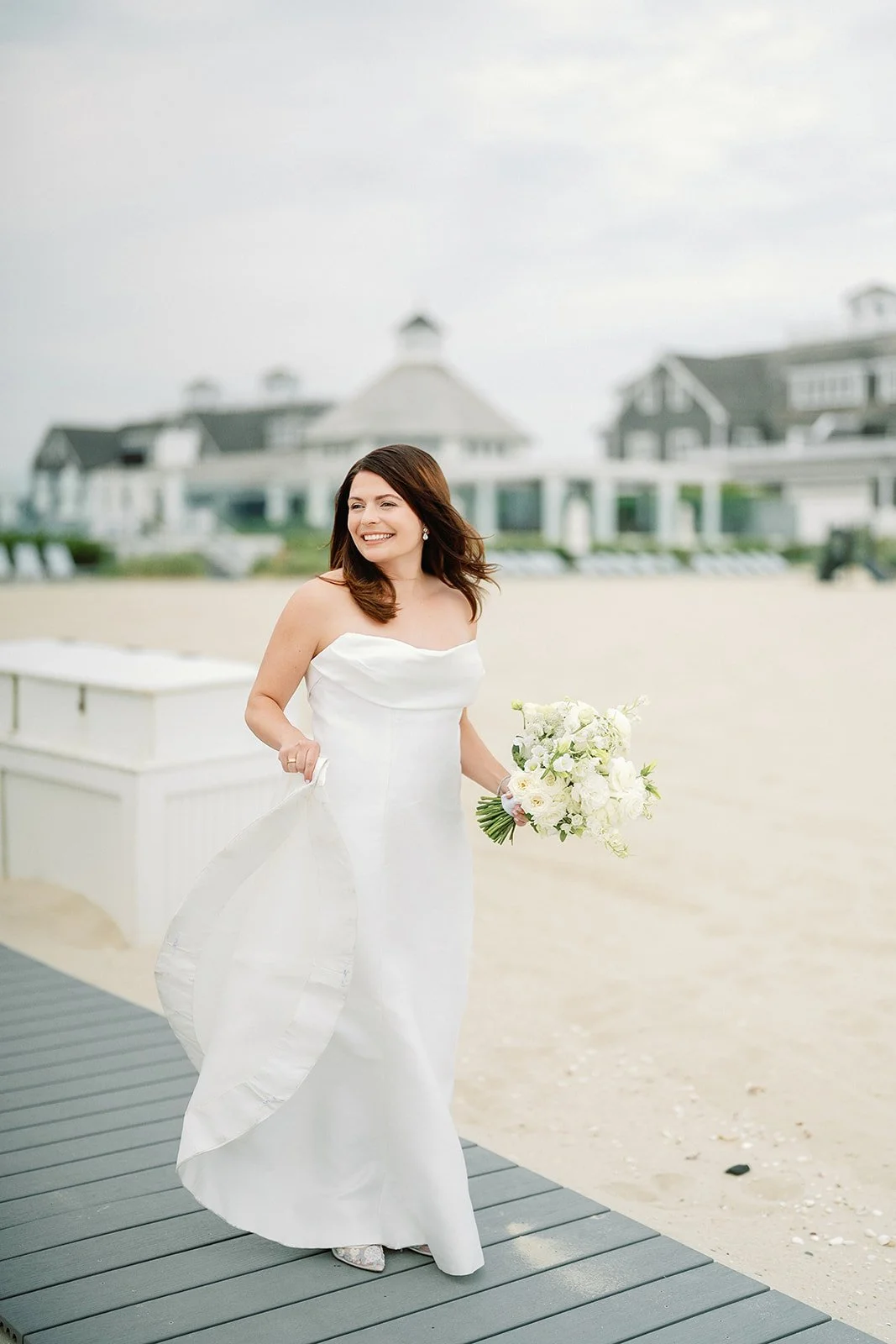 WychmereWedding_FirstLookonBeach_ErinDaviesConsultancy.jpg