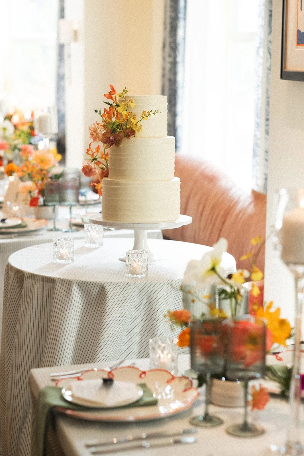 BistroDuMidiWedding_ErinDaviesConsultancy_Cakejpg.jpg