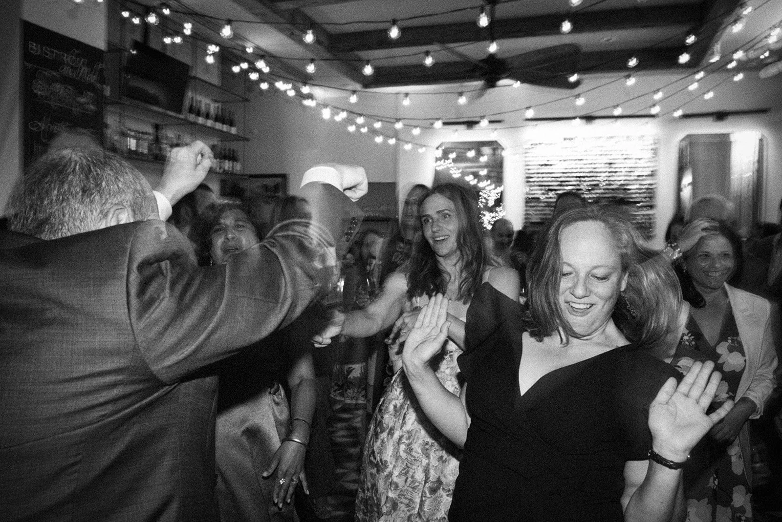 Dancing_ErinDaviesConsultancy_BistroduMidiWeddingjpg.jpg