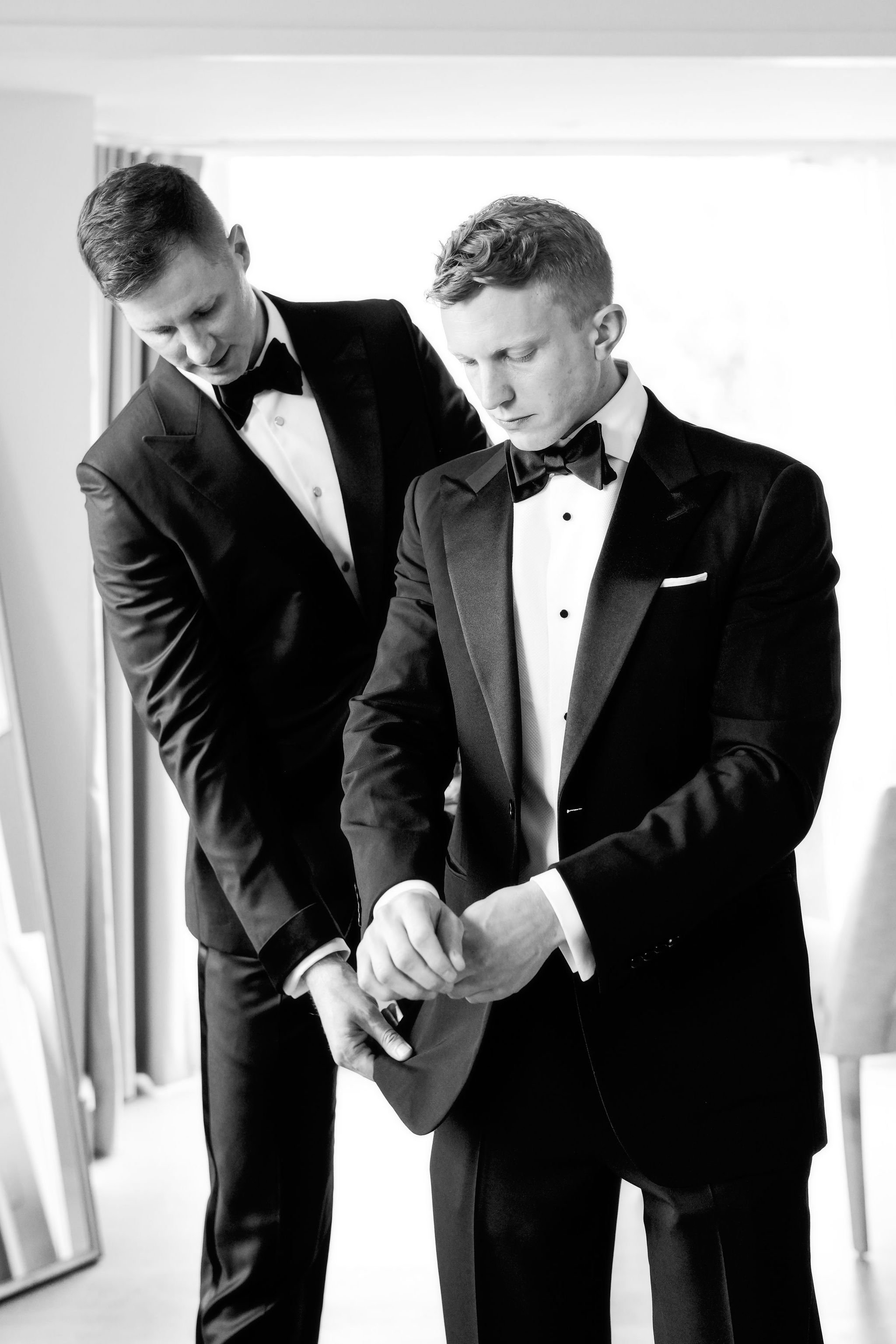 GettingReady5_TheNewburyWedding_ErinDaviesConsultancy.JPG