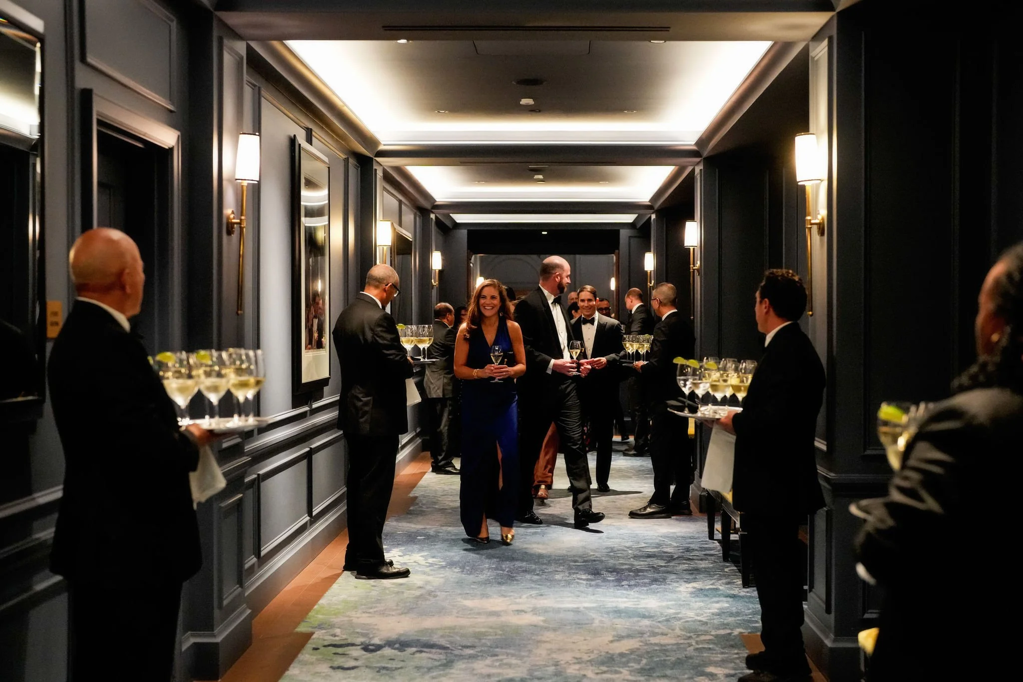 TheNewburyBostonWedding_CocktailHour_GuestArrival_ErinDaviesConsultancy.JPG