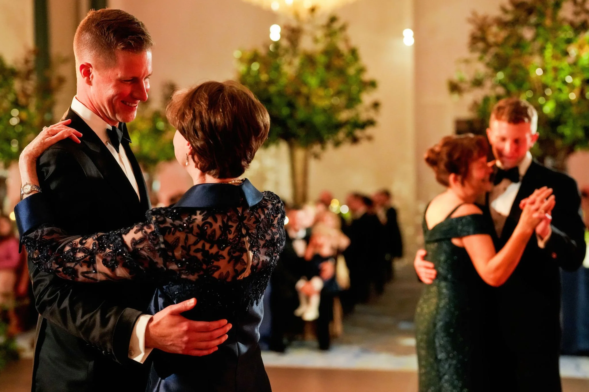 ThenewburyBoston_GayWedding_MothersDance1.JPG