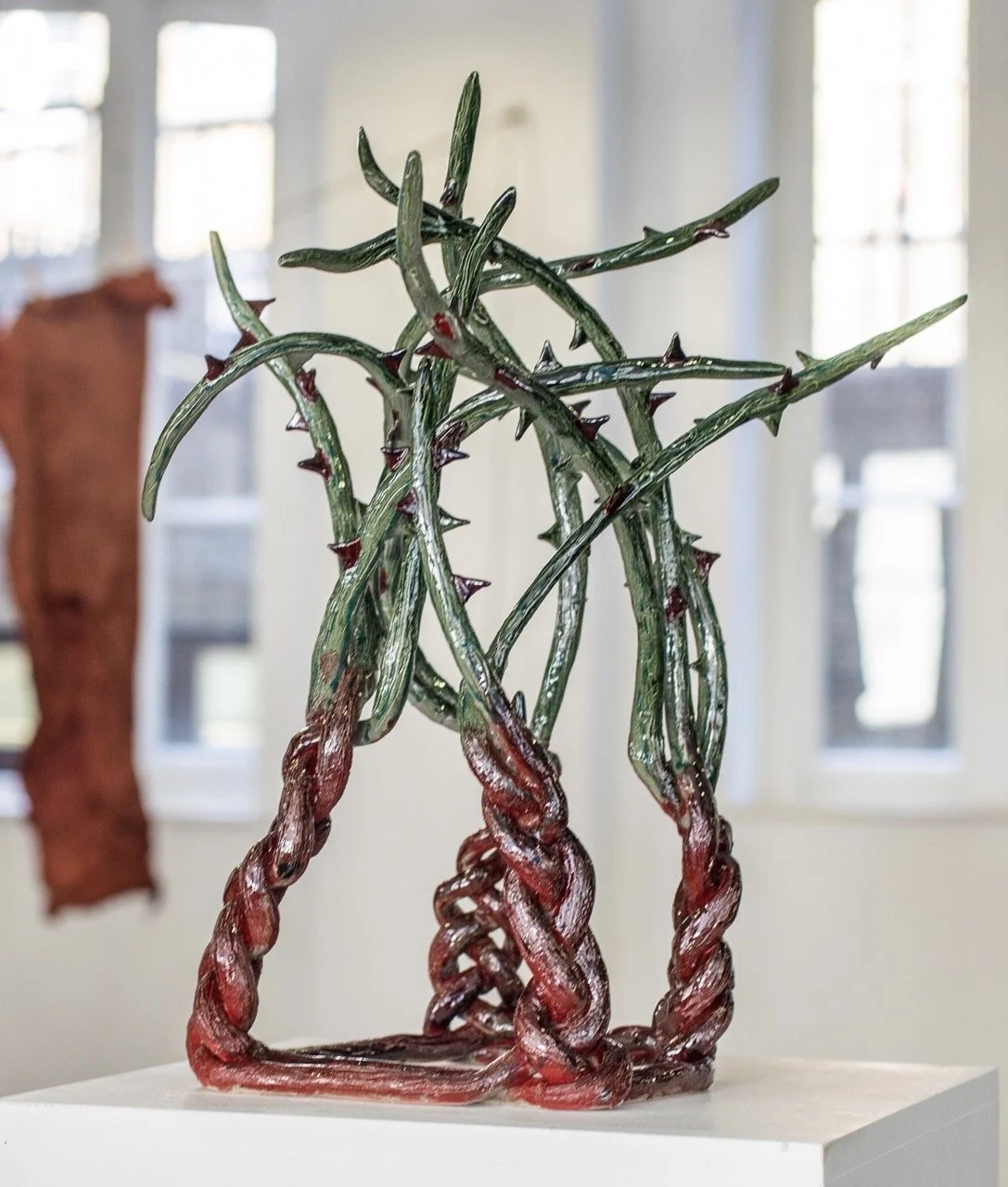 ‘Sanctuary’
Glazed Stonewear ceramic and concrete sculpture
40x 20x 20cm
2023
