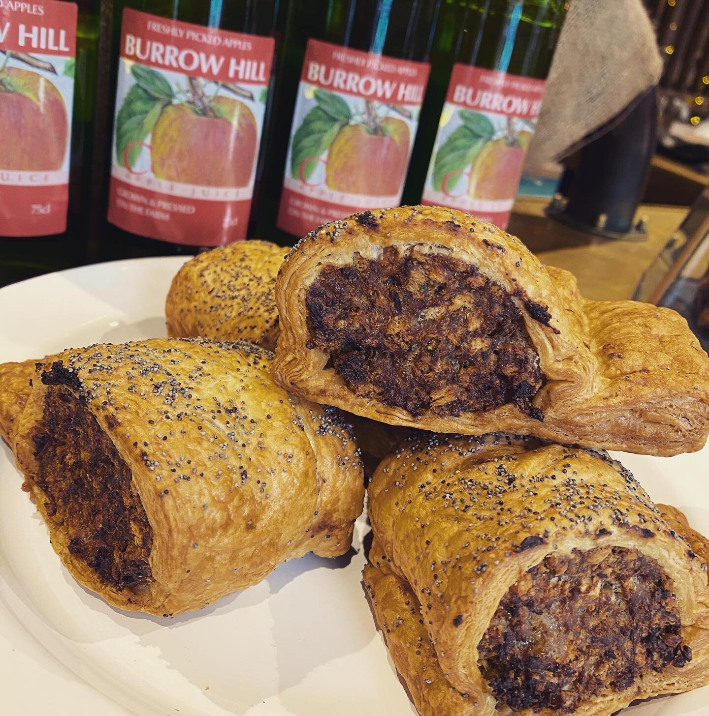 Homemade Local Pork and fresh Thyme Sausage Rolls.  Perhaps with some Somerset apple juice? 🍎
@somersetciderbrandy 
#shoplocal #somerset