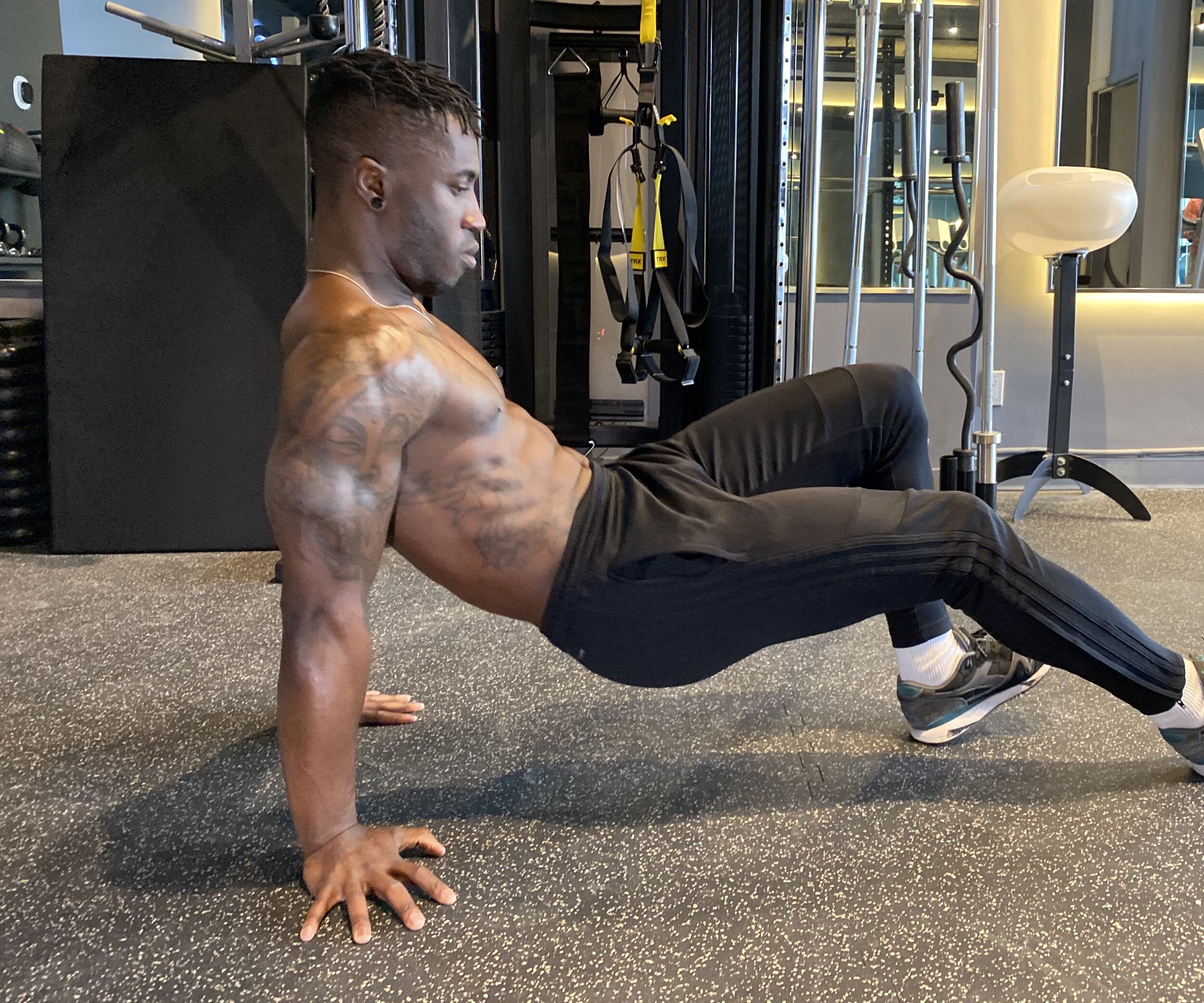 Get a Jacked Back: 15 Bodyweight Back Exercises — HOUSEFIT