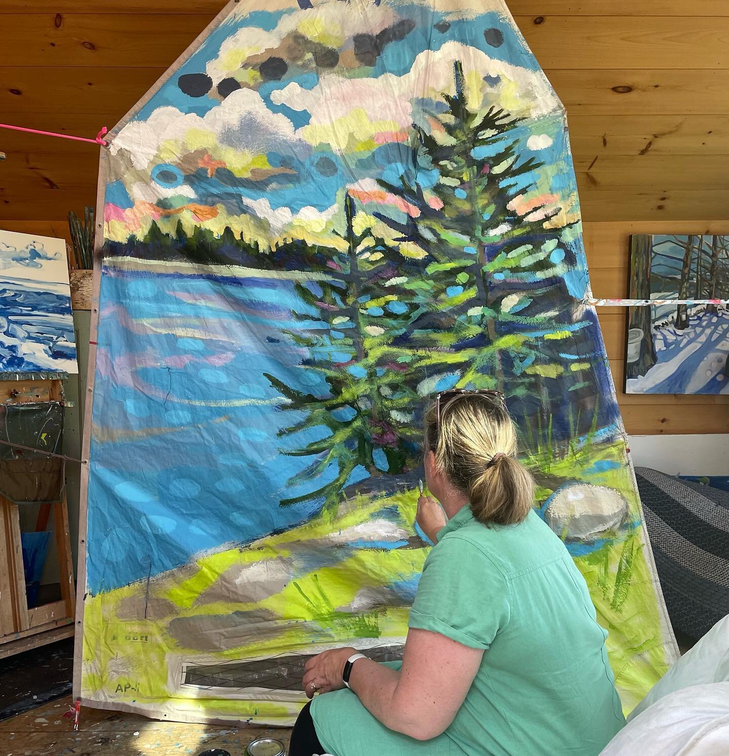 A break in the humidity gave me time to work on painting a sail for @sail_maine Festival and Regatta .. 

Looking forward to seeing the painted sails out on Casco Bay August 12
.
.

#Maine #Maineartist #mainelife #maineart #mainepaintings #Maineart #