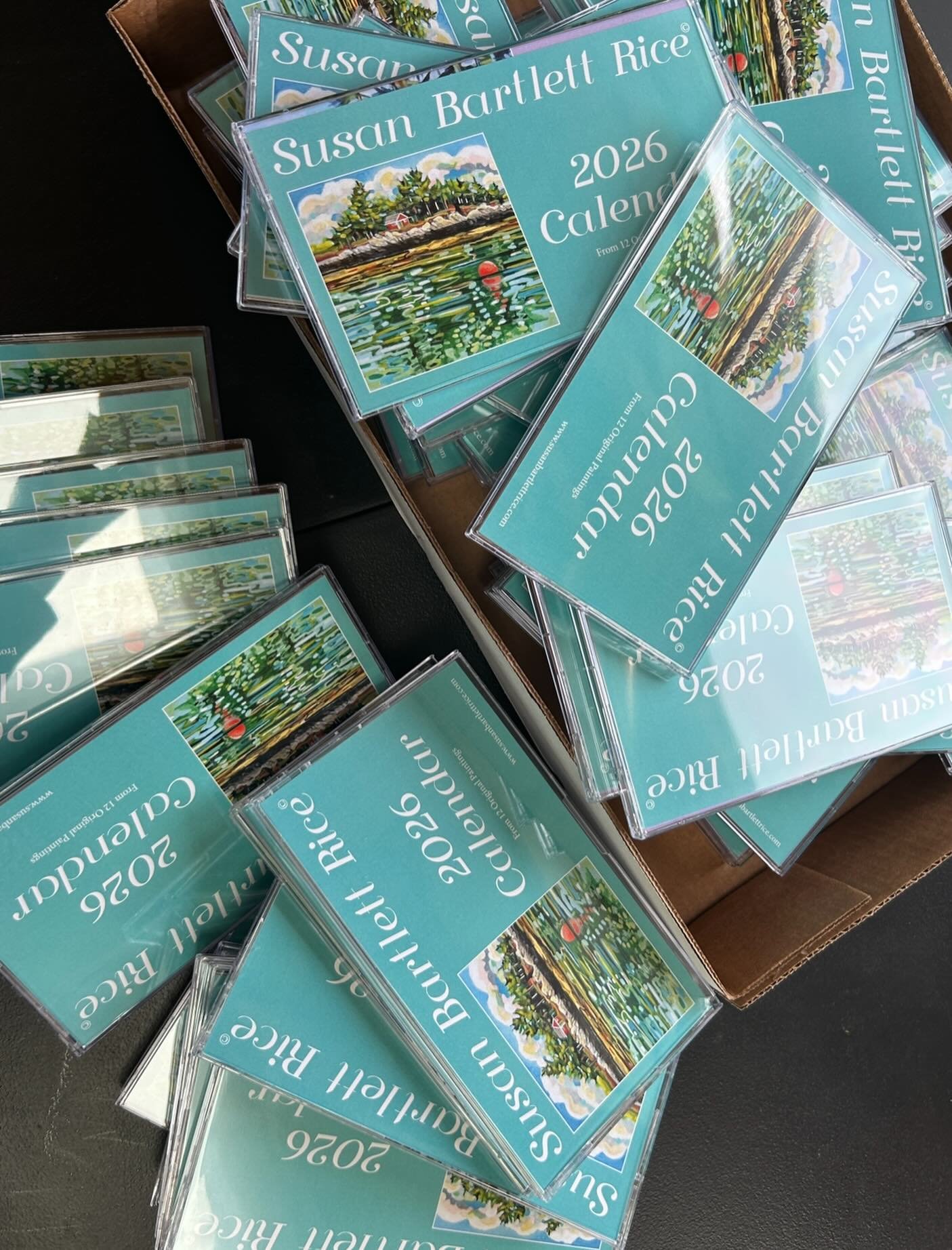 happy new year! ✨🥂

as a thank you to you all who have helped make my year so bright, I am giving away desk calendars to 3 lucky winners to help celebrate 2026! 

to enter
✨ like this post
✨tag a friend in the comments and share one thing you're exc