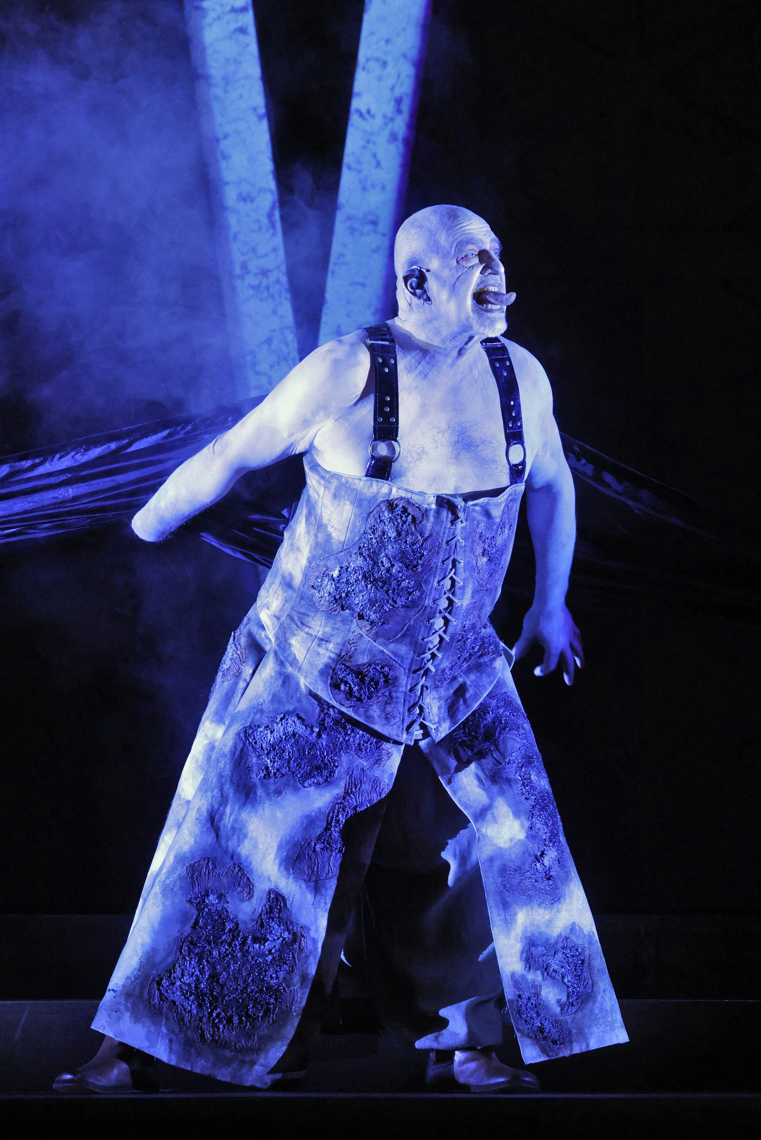 Parsifal_2025_Struckmann_photo_CoryWeaver_C0A2385.jpg