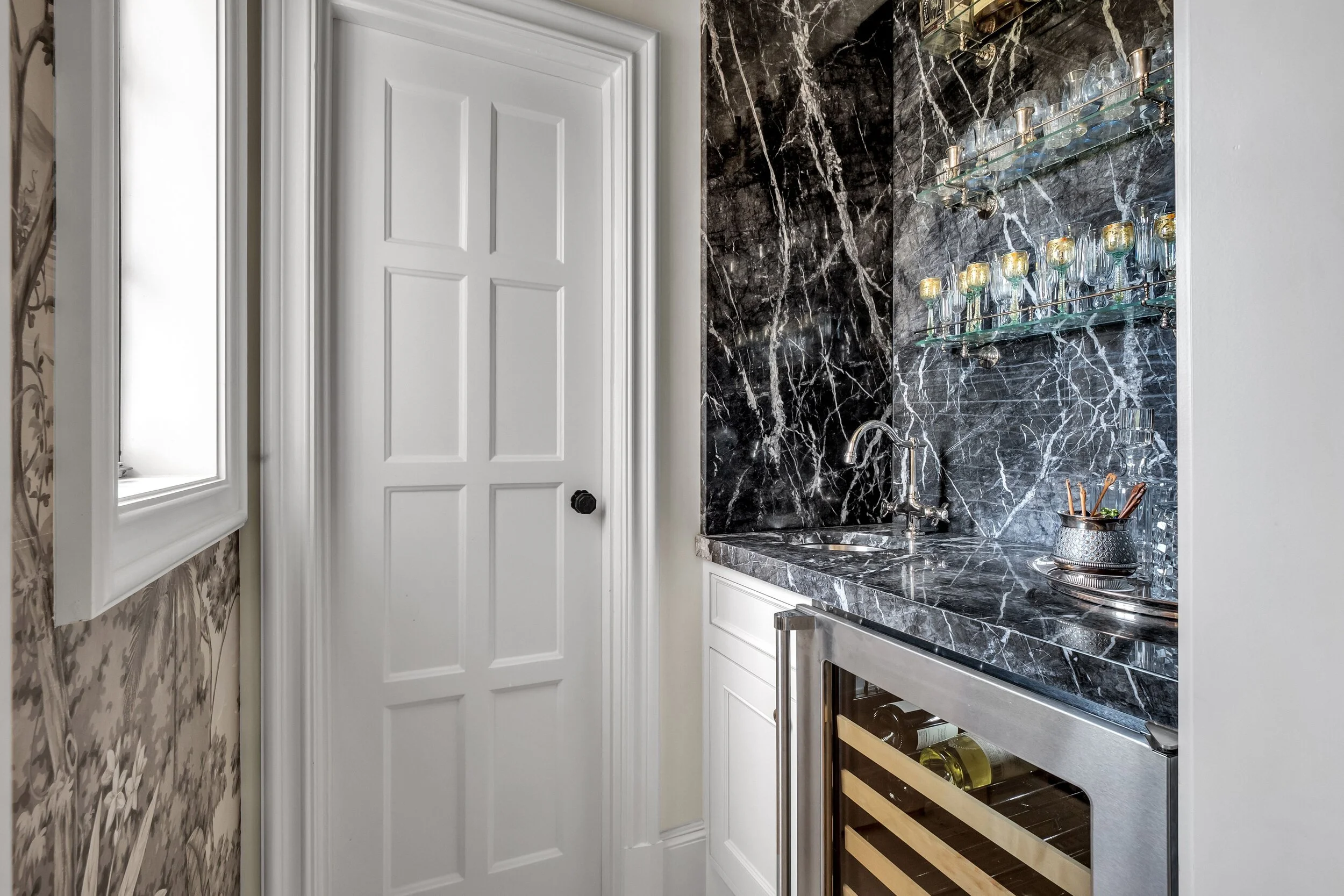 WESTOVER COURT — H.H. Lydick Interiors