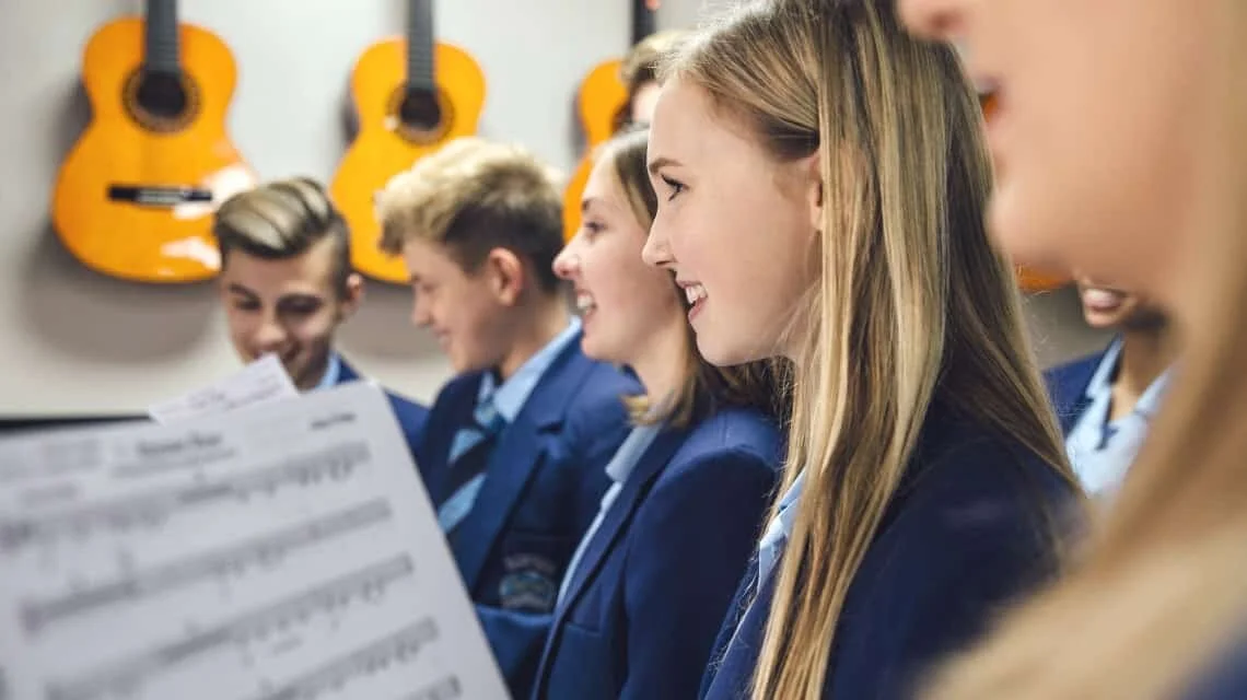Header-High-School-Choir.jpg