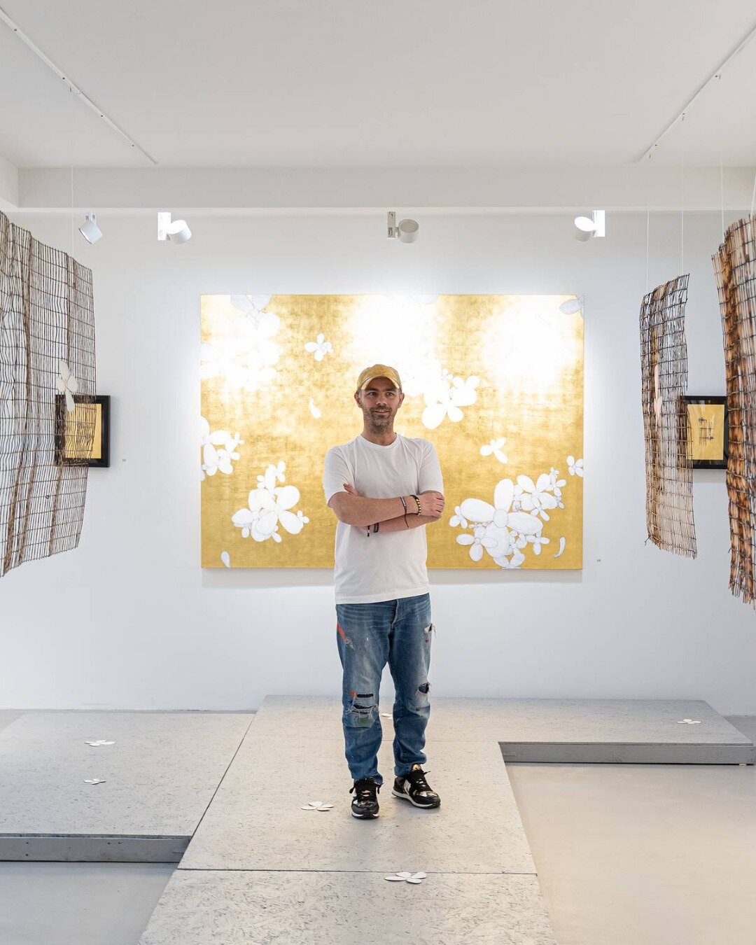 @thejohnathanschultz is an international artist and entrepreneur originally from South Africa called the New Iconoclast. 

He is a creative mastermind who uncovers new dimensions, ideas, and perspectives by challenging the idea of contemporary art, f