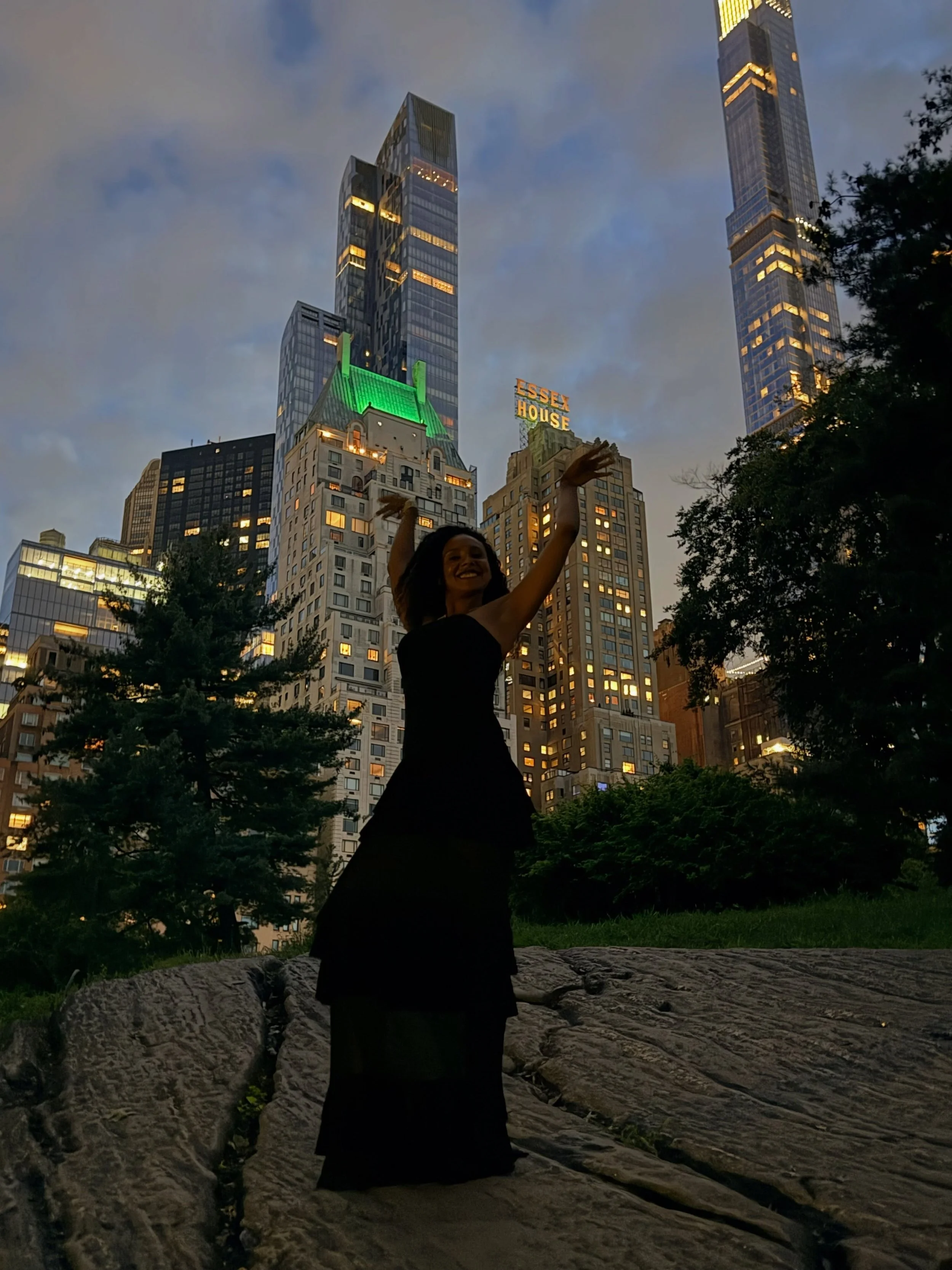 #nyc always a good time! Black is the color of protection. I pray for that! For the protection of my aura and all the root of my life.