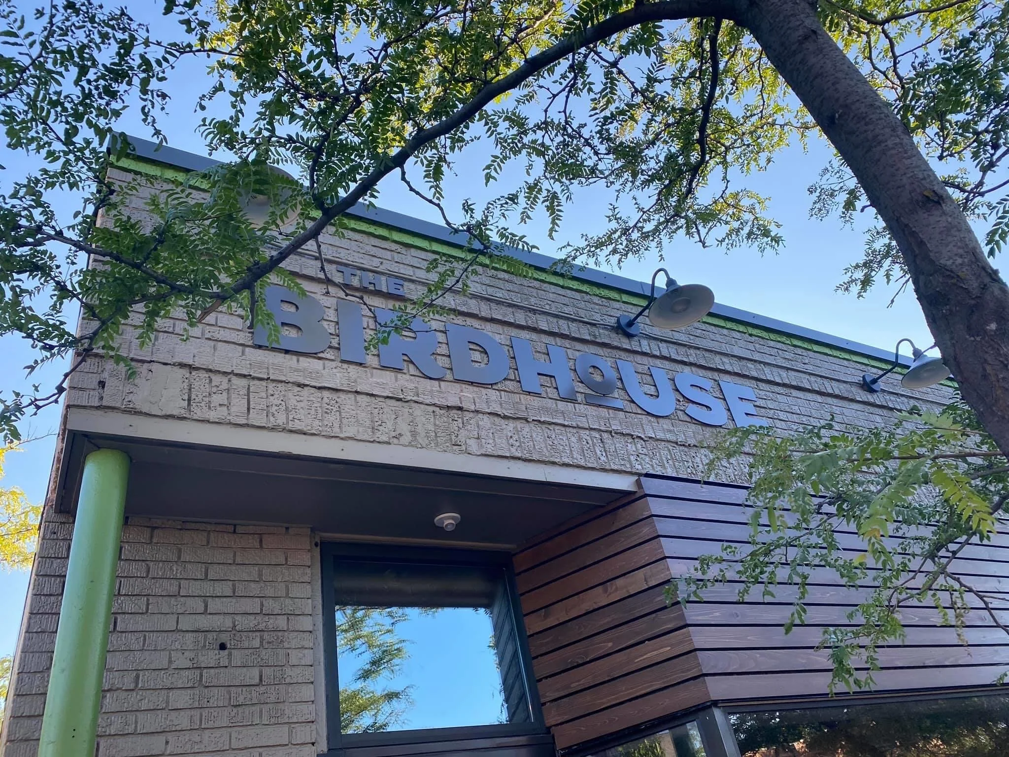 Birdhouse Eat & Drink