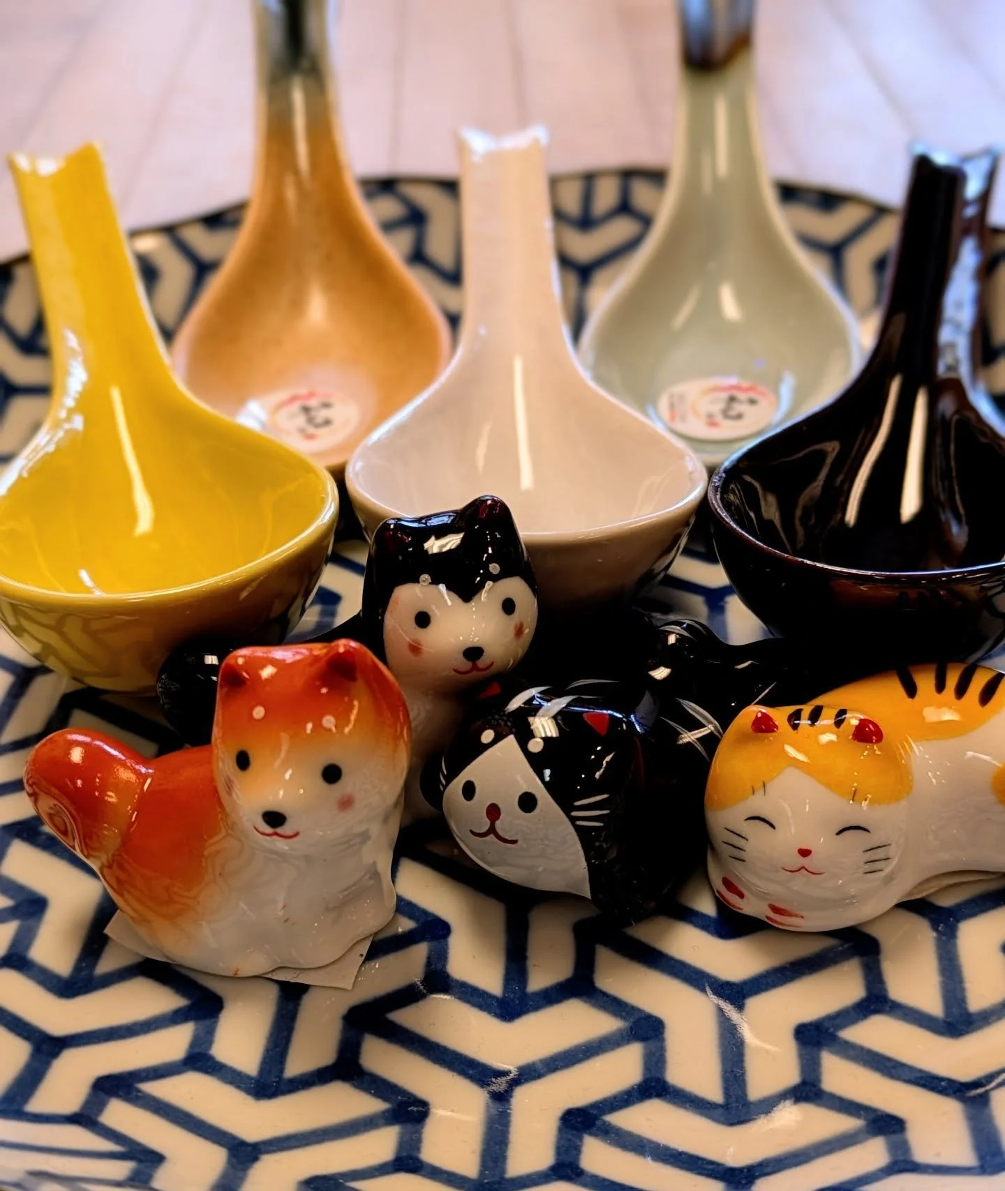 Soup spoons and chopstick rests, must be a Sunday at Kitchenwitch. We're here til 5 today for all your kitchen needs, come say hi. 

Xx
Kw