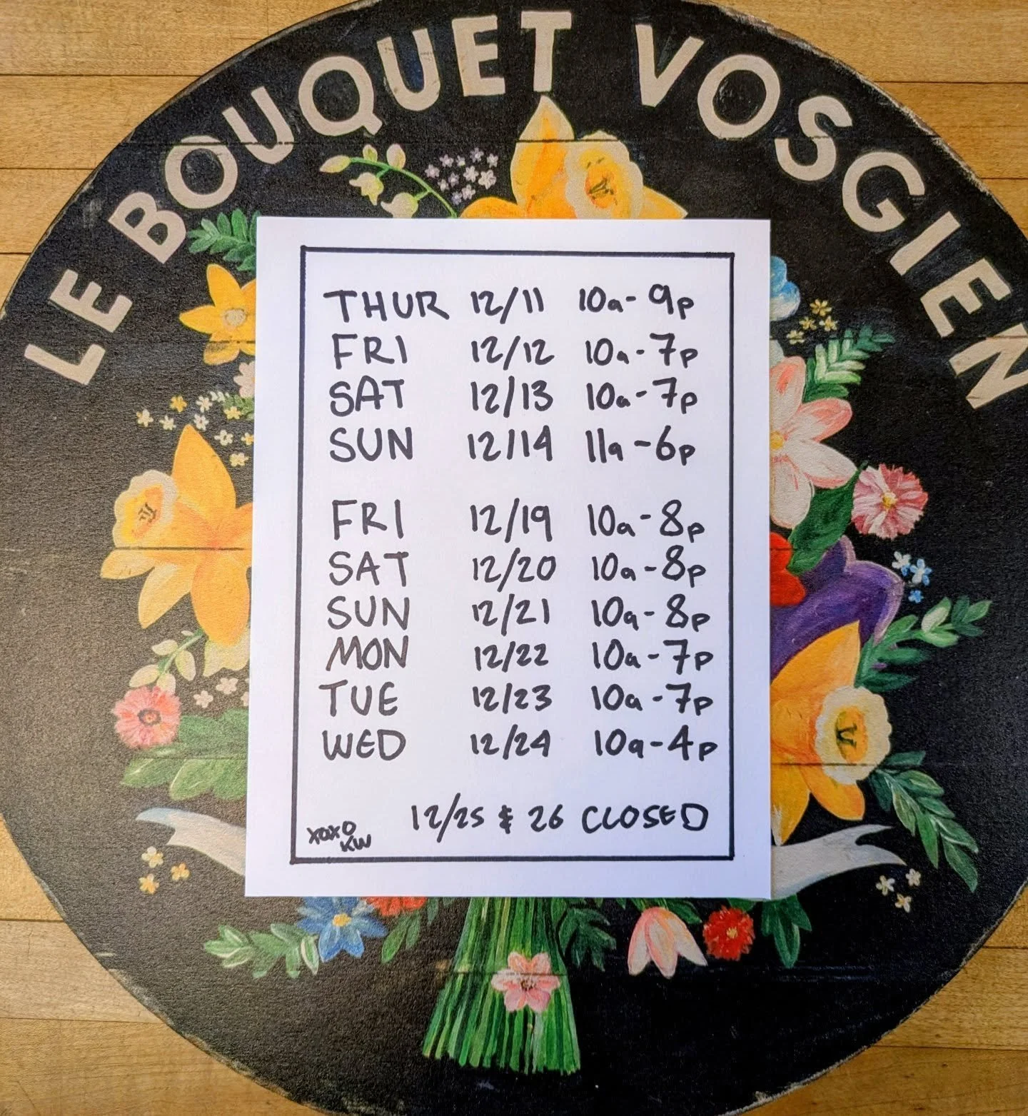 H O L I D A Y 
H O U R S ! ! 
.
We'll be open all our usual days and hours but here's some extended &amp; extra hours we've got coming up between now and Christmas! 
.
XOXO 
Kw