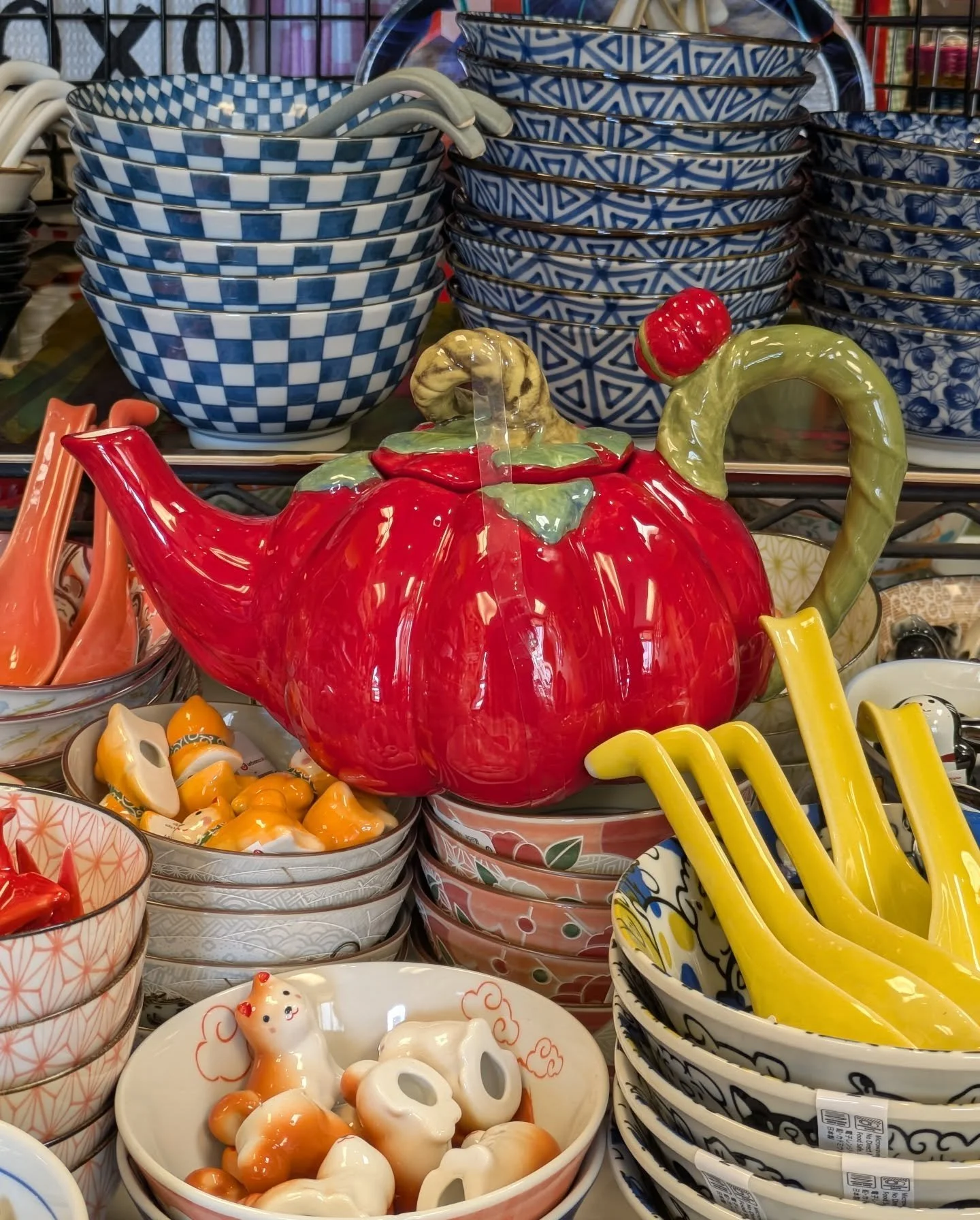 False spring has us thinking about summer produce, and staring longingly at this beautiful big beefy tomato teapot. Hey at least the sun shines down nice and late into the day!!