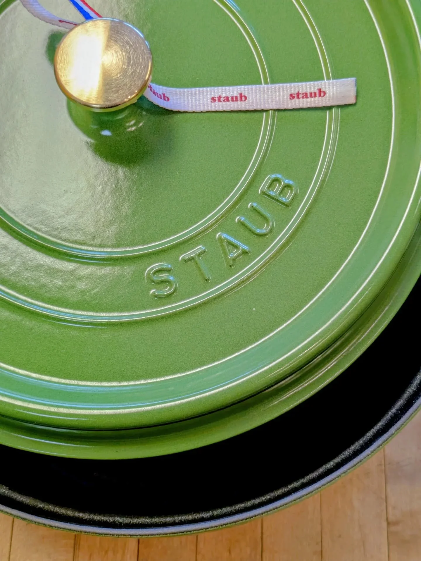 Pistachio in the house. Newest color from our friends at @staub_usa looking so beautiful on this grey rainy day. Don't you wanna make a big ole pot of soup in here? I do.