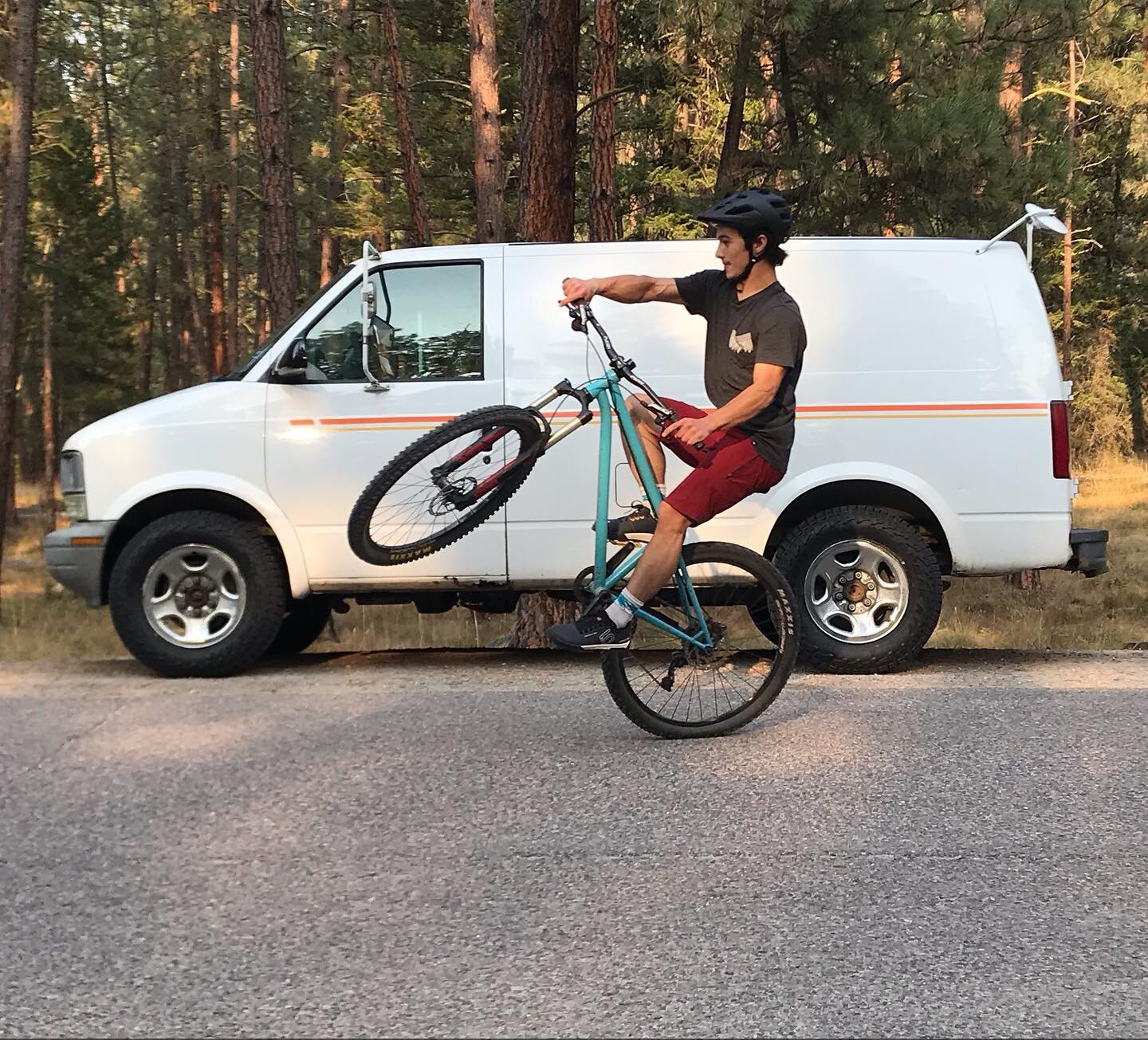 Five rides in four days, with two crashes and countless thrown chains. Come do it again @samwau